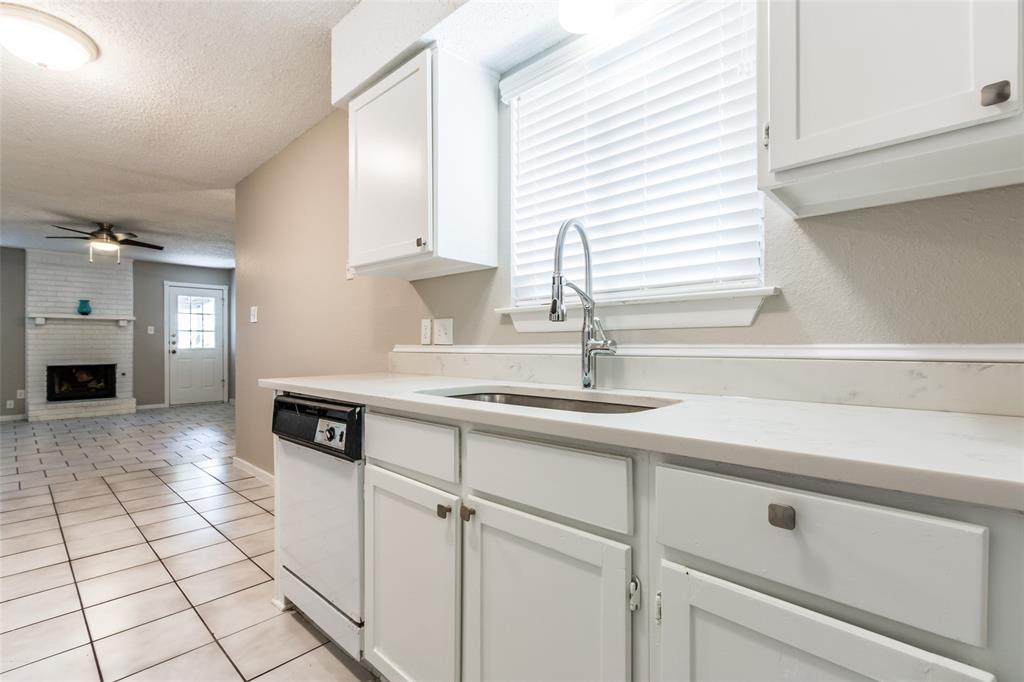 2311 Burleson Rd #b Property Photo 12