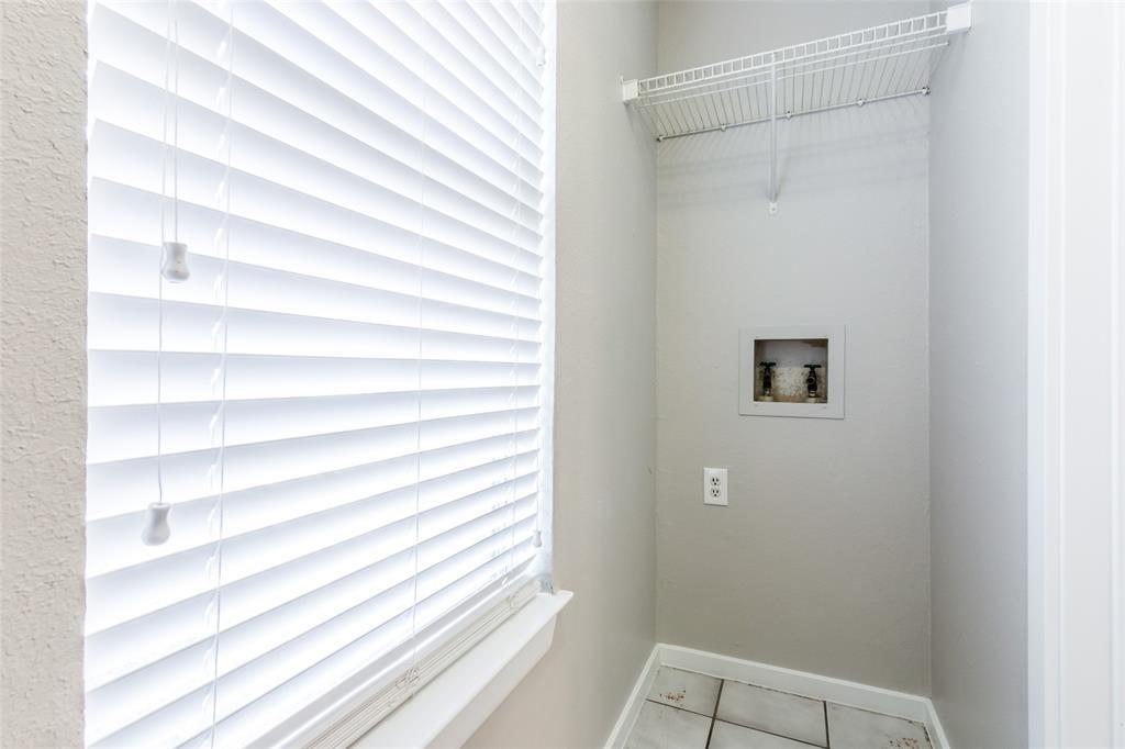 2311 Burleson Rd #b Property Photo 13