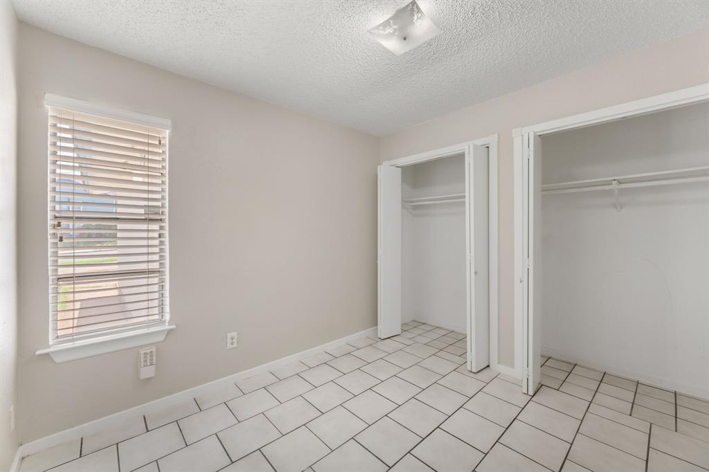 2311 Burleson Rd #b Property Photo 22