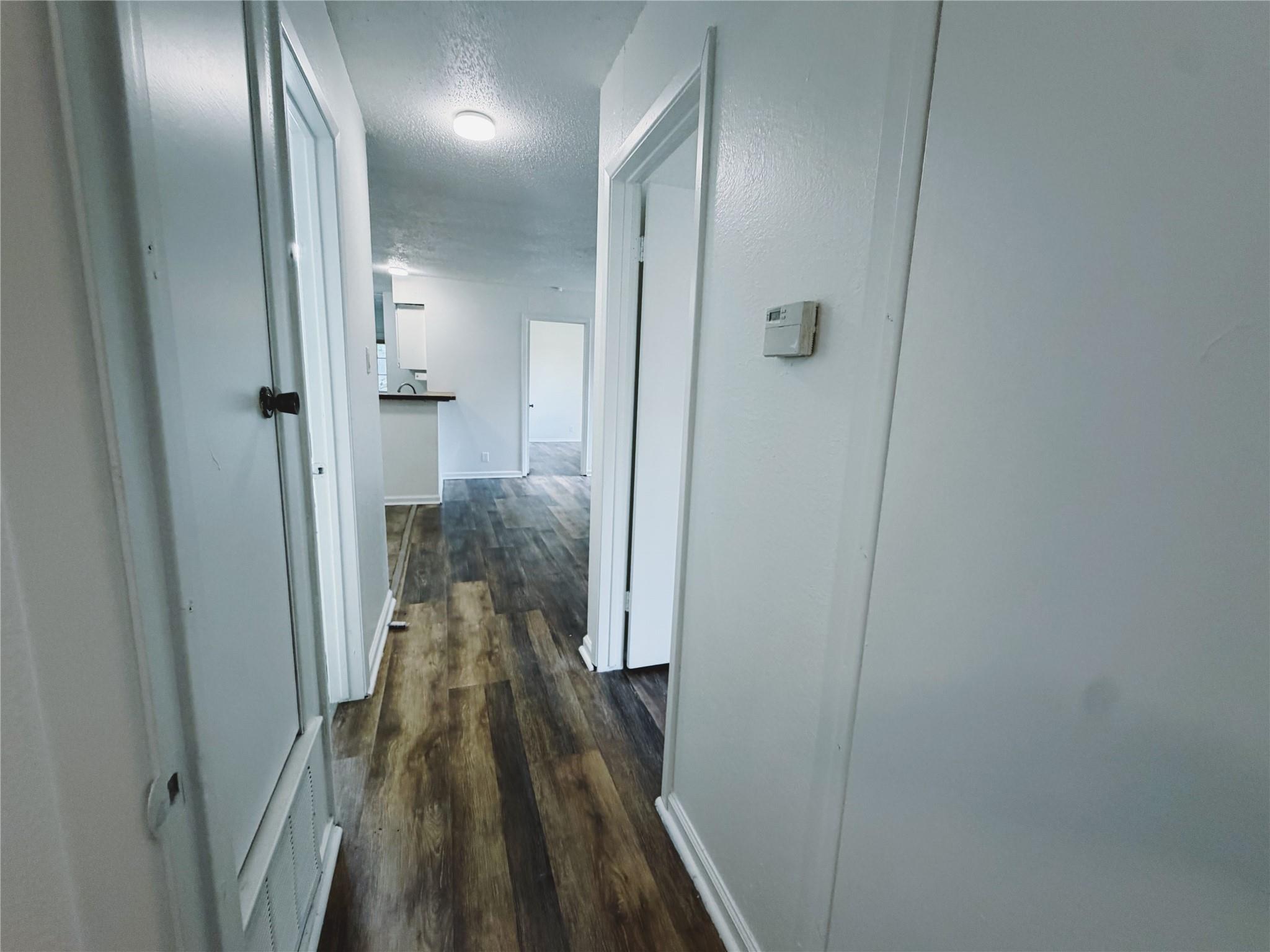 9906 Hundred Oaks Cir #b Property Photo 14