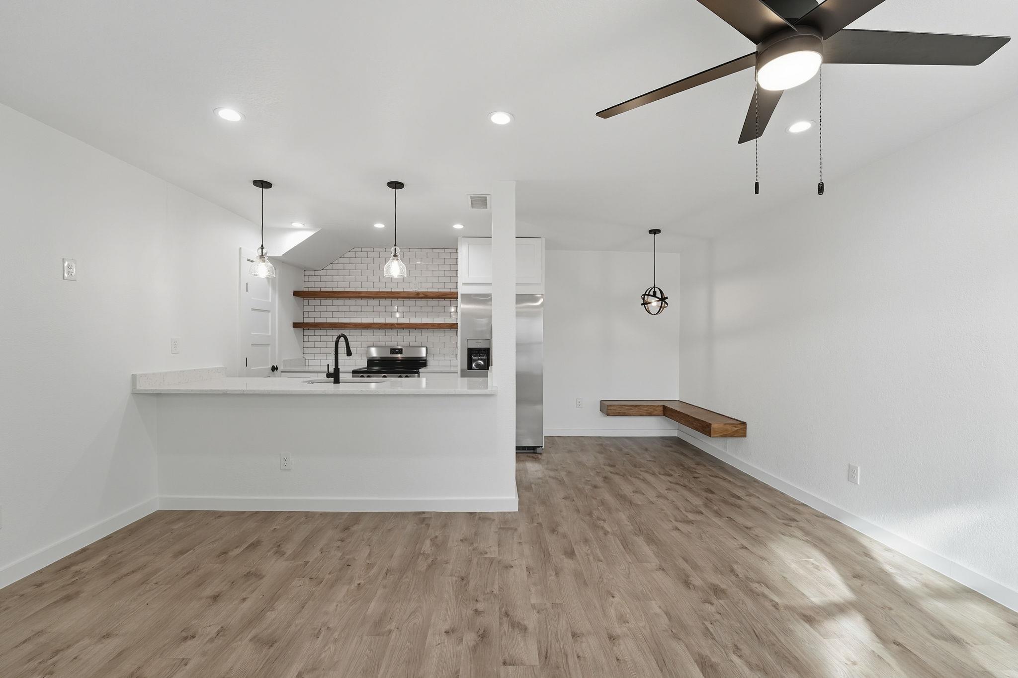 2124 Burton Dr #133 Property Photo 4