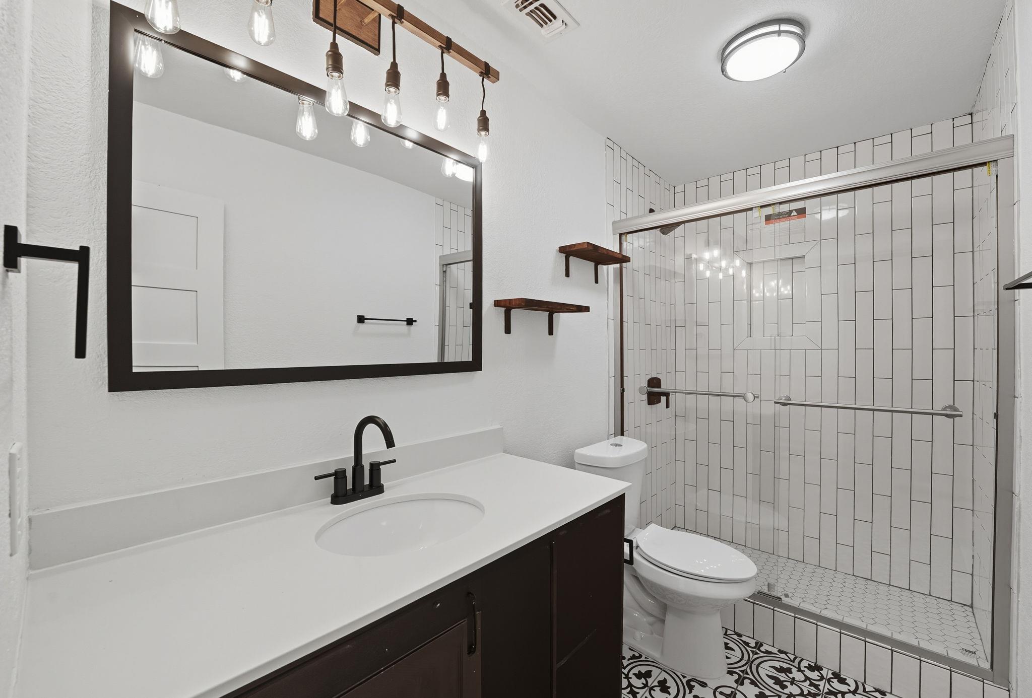 2124 Burton Dr #133 Property Photo 17