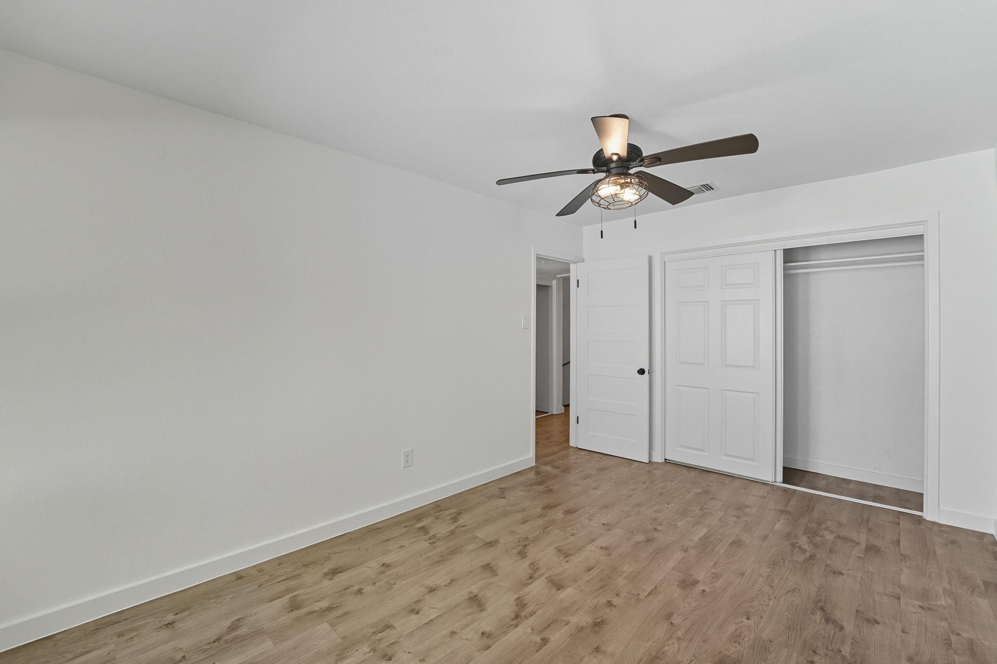 2124 Burton Dr #133 Property Photo 20