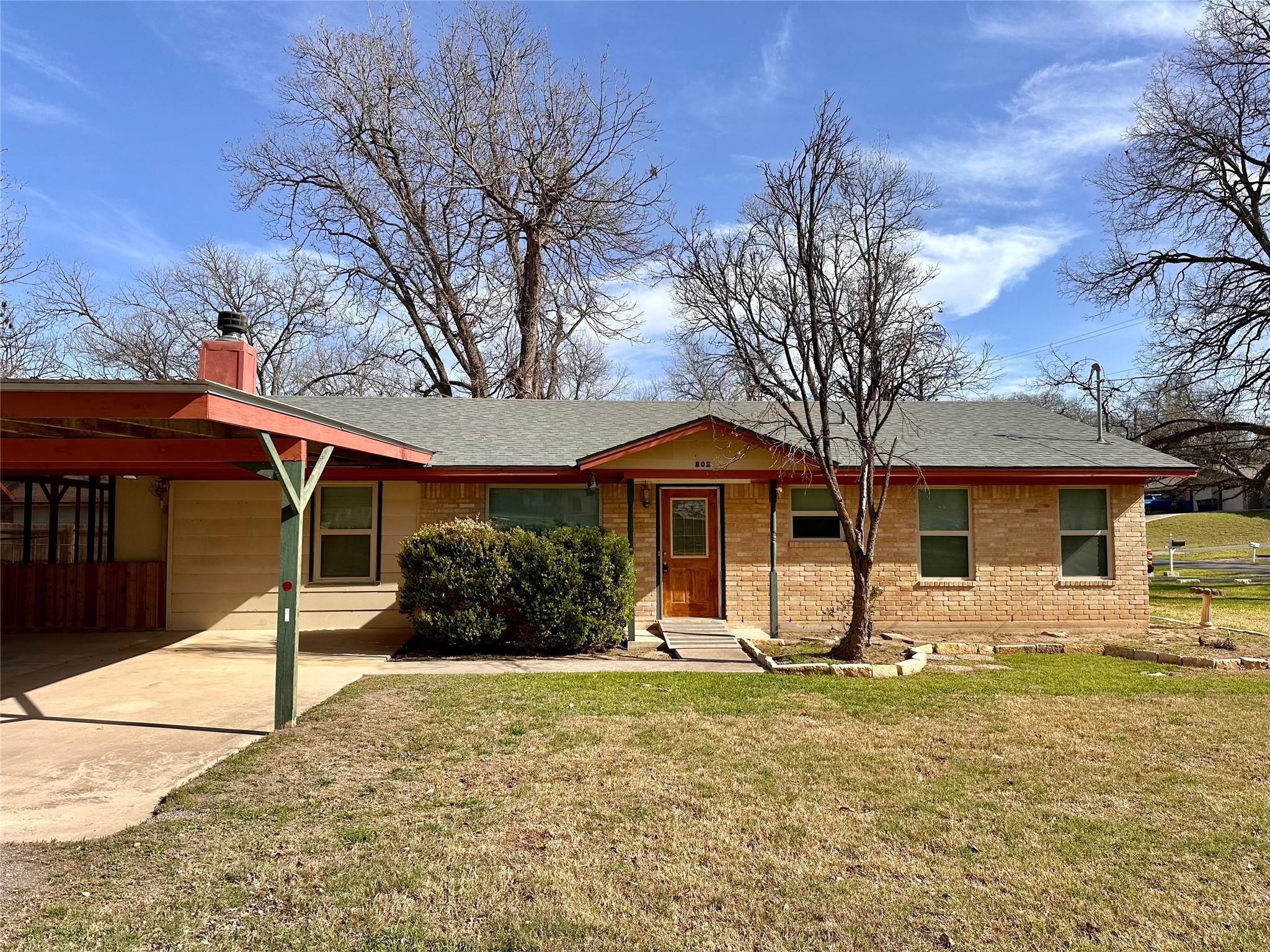 802 Josephine St Property Photo