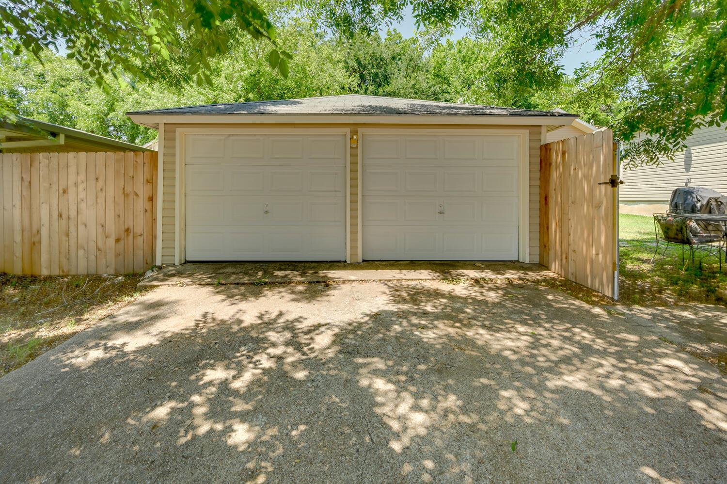 3717 Werner Ave Property Photo 31