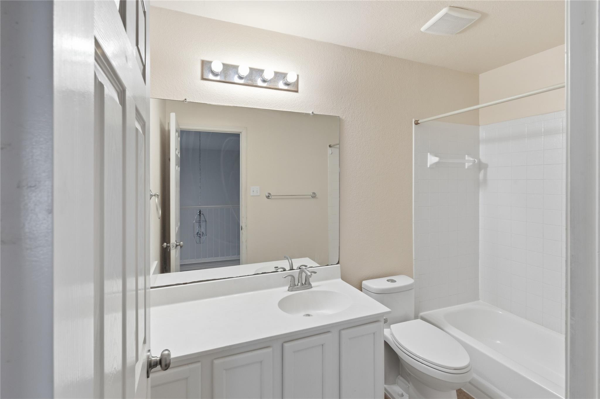 9341 Bernoulli Dr Property Photo 20