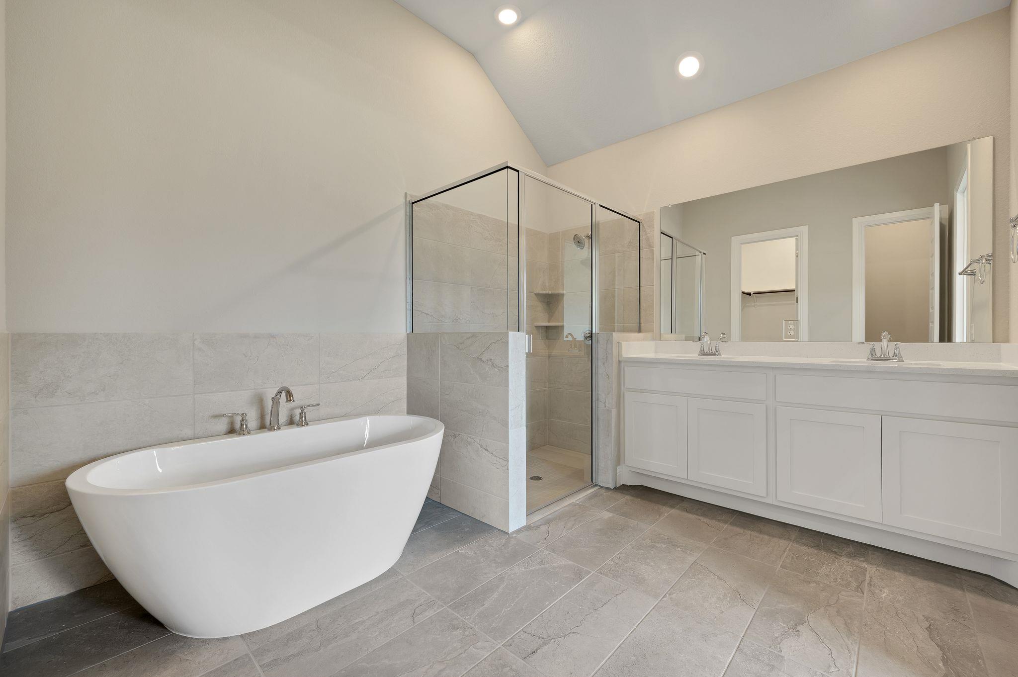 316 Millbend Rd Property Photo 10