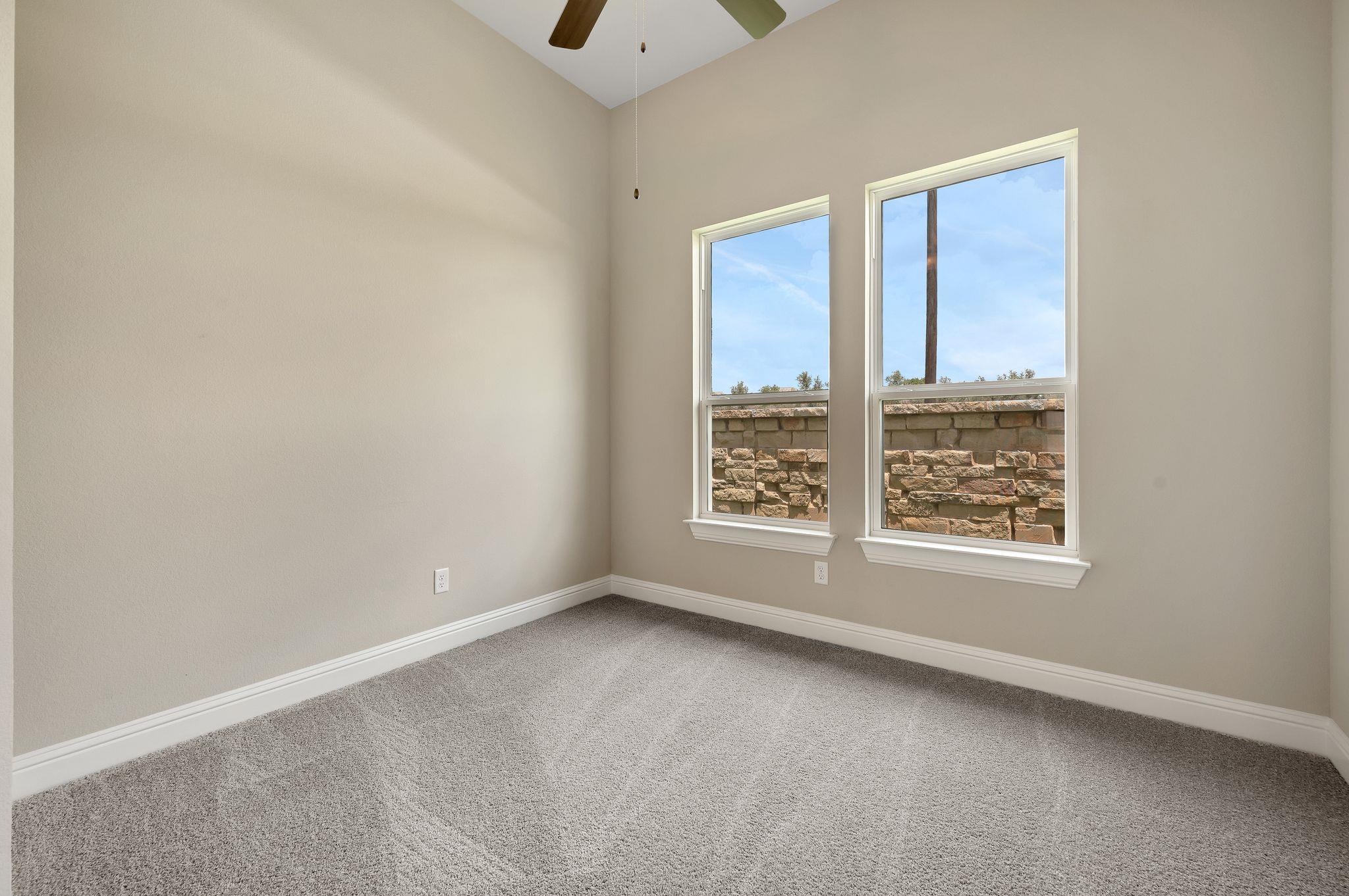 316 Millbend Rd Property Photo 14