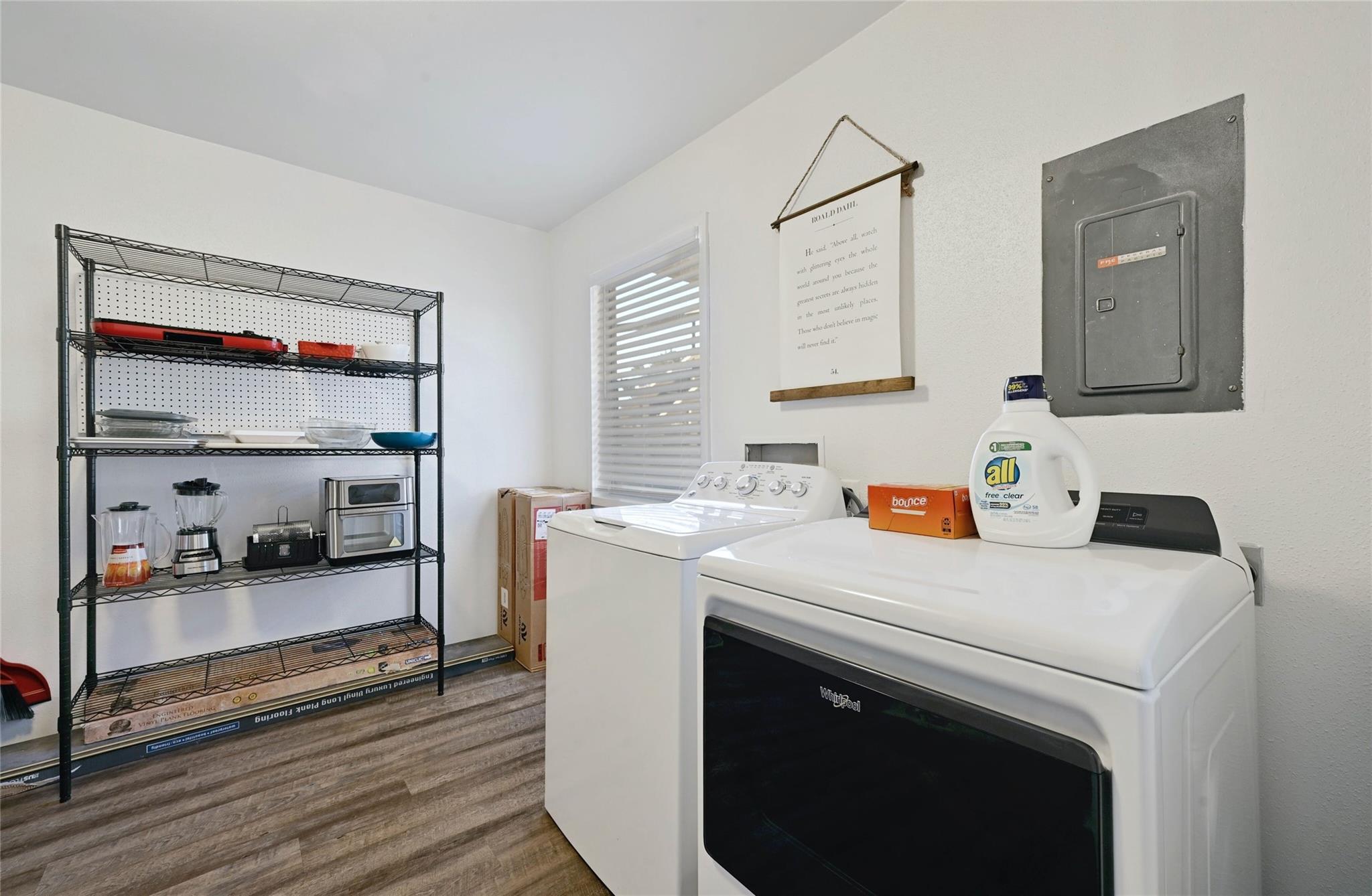115 Comanche Pt Property Photo 26