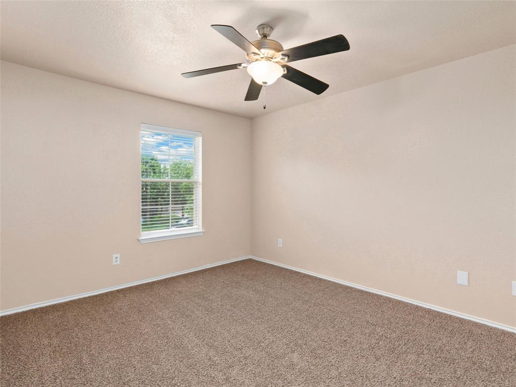 363 Paddington Dr Property Photo 21