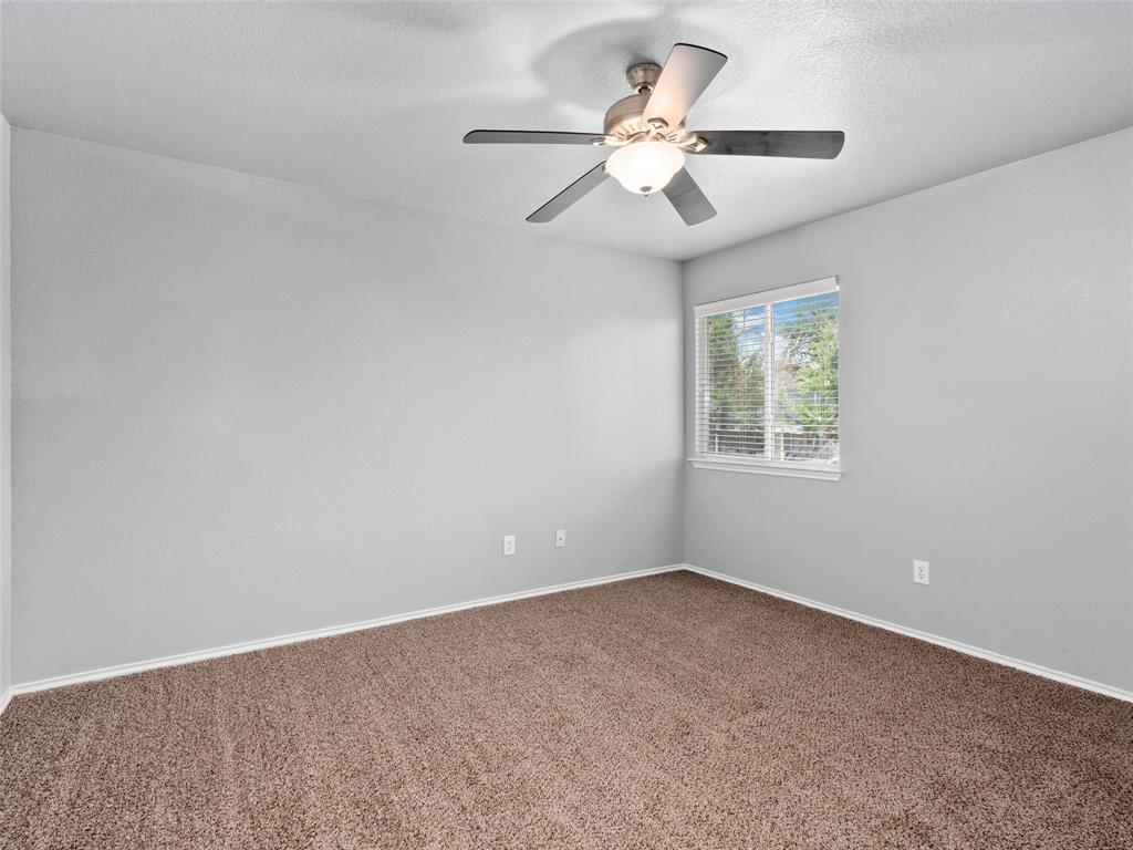 363 Paddington Dr Property Photo 22
