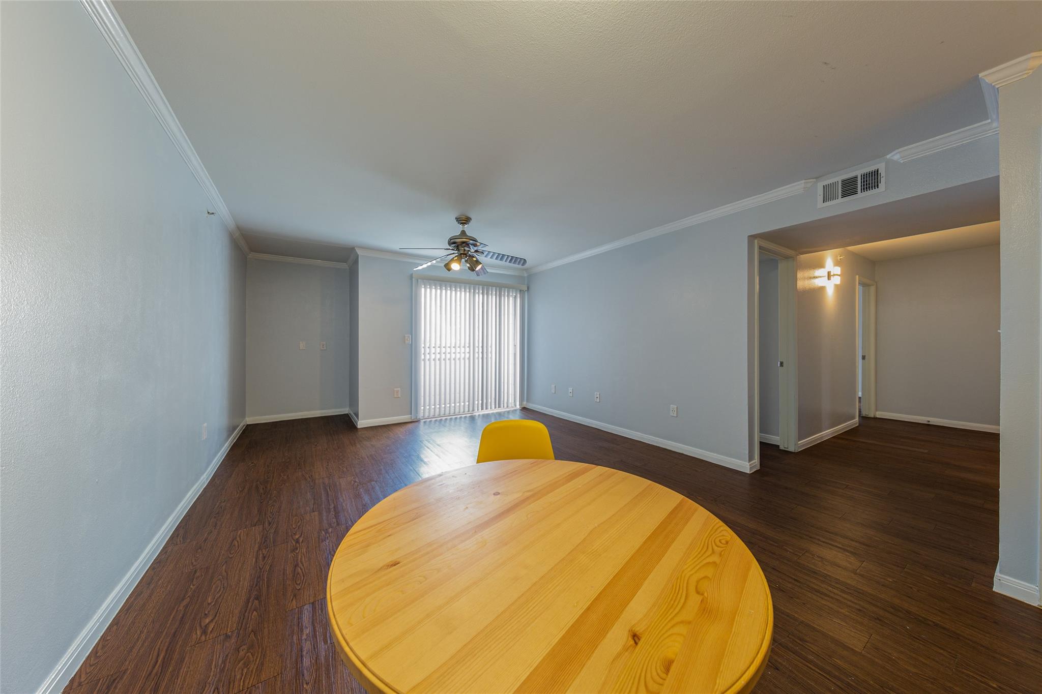 501 W 26th St #103 Property Photo 10