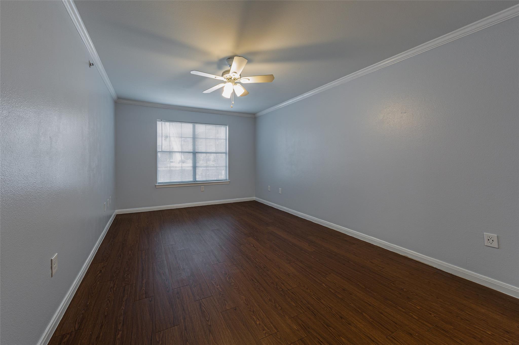 501 W 26th St #103 Property Photo 12