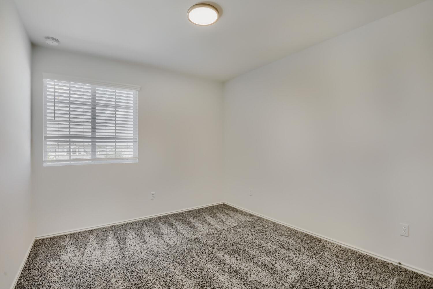 125 Guardian Angel Ct Property Photo 8