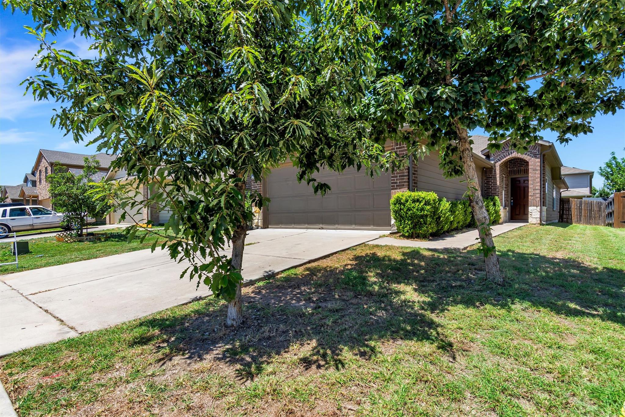 12304 Jamie Dr Property Photo 4