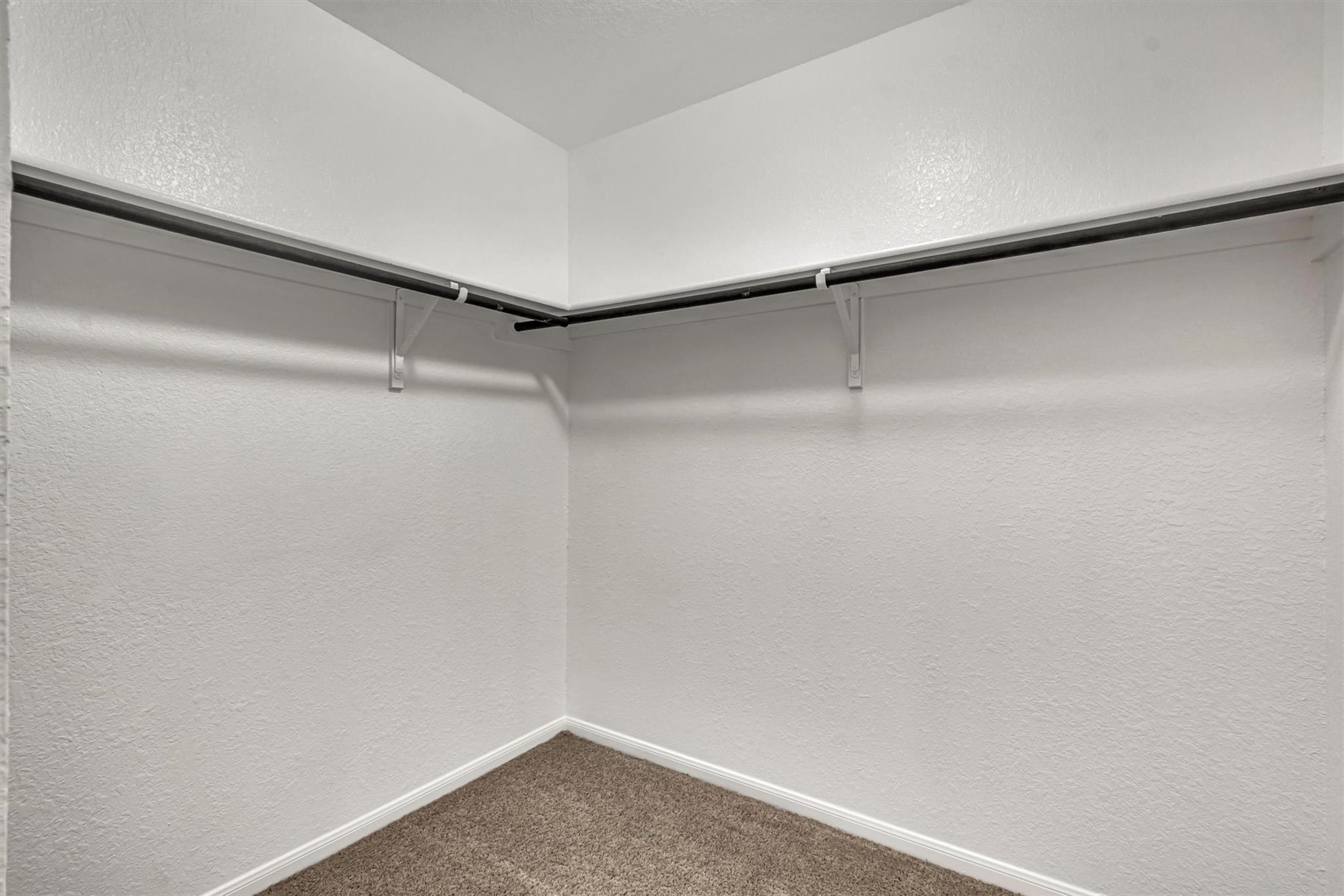 12304 Jamie Dr Property Photo 17