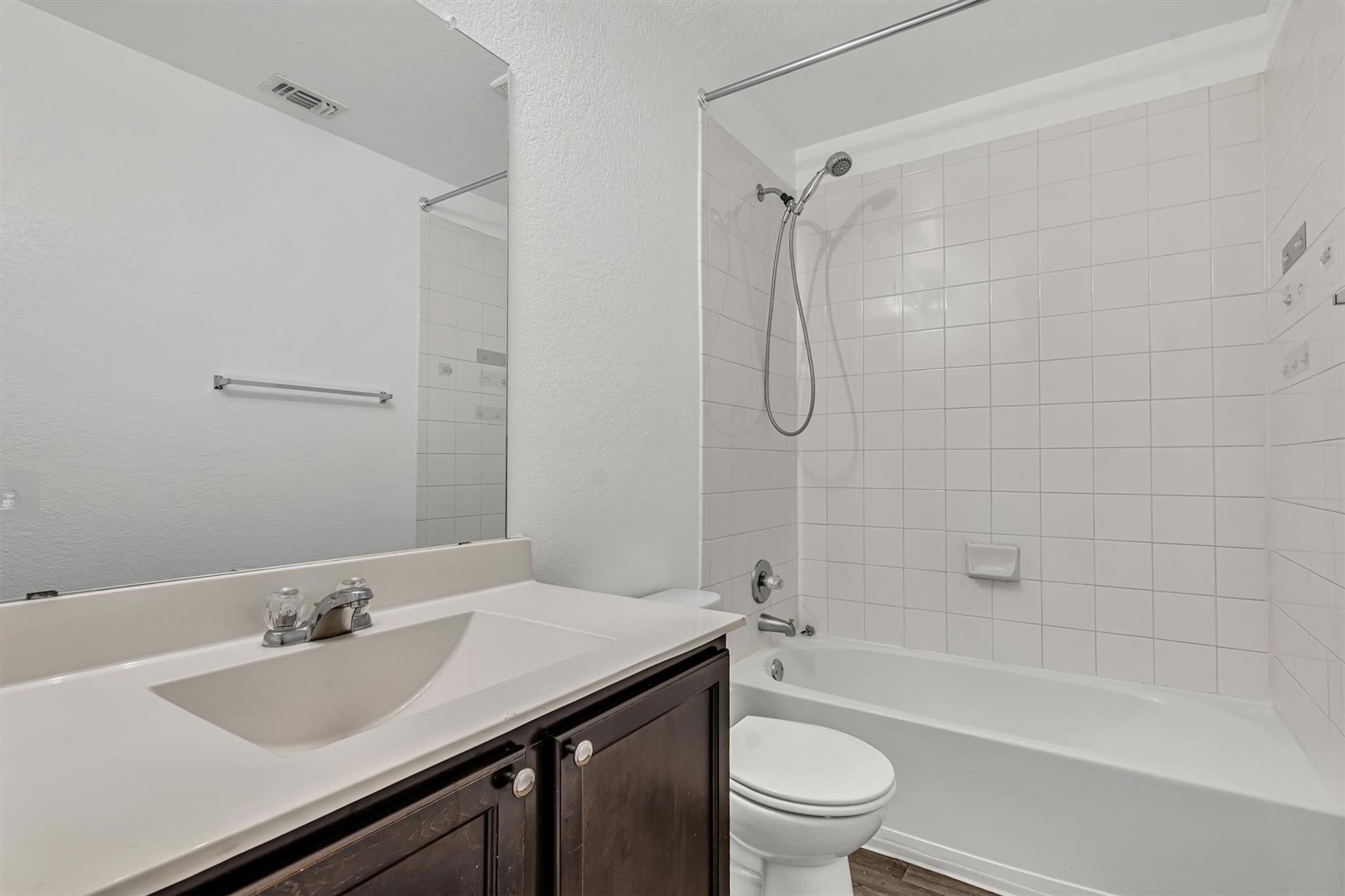 12304 Jamie Dr Property Photo 18