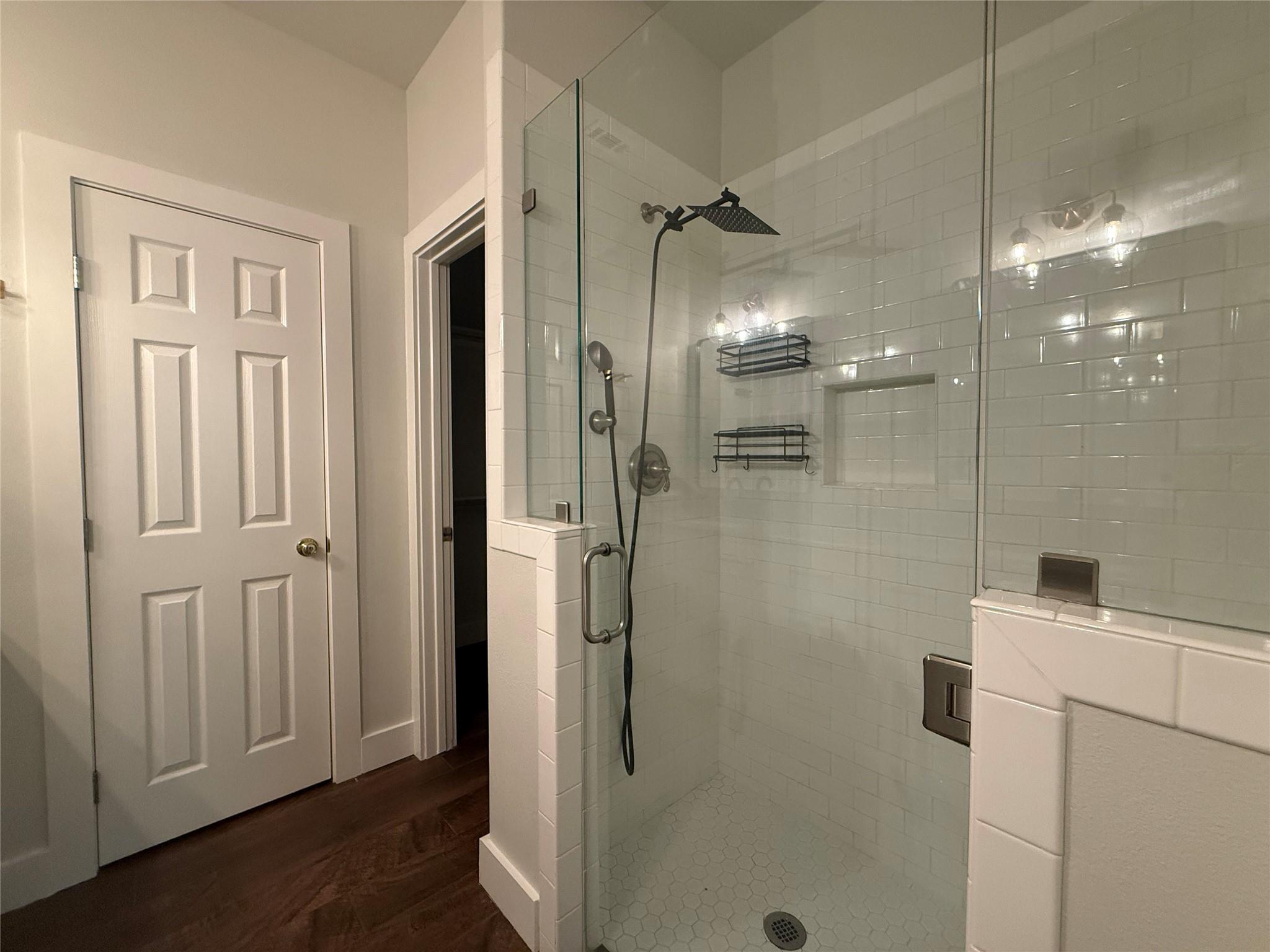 50 Whispering Valley Dr Property Photo 14