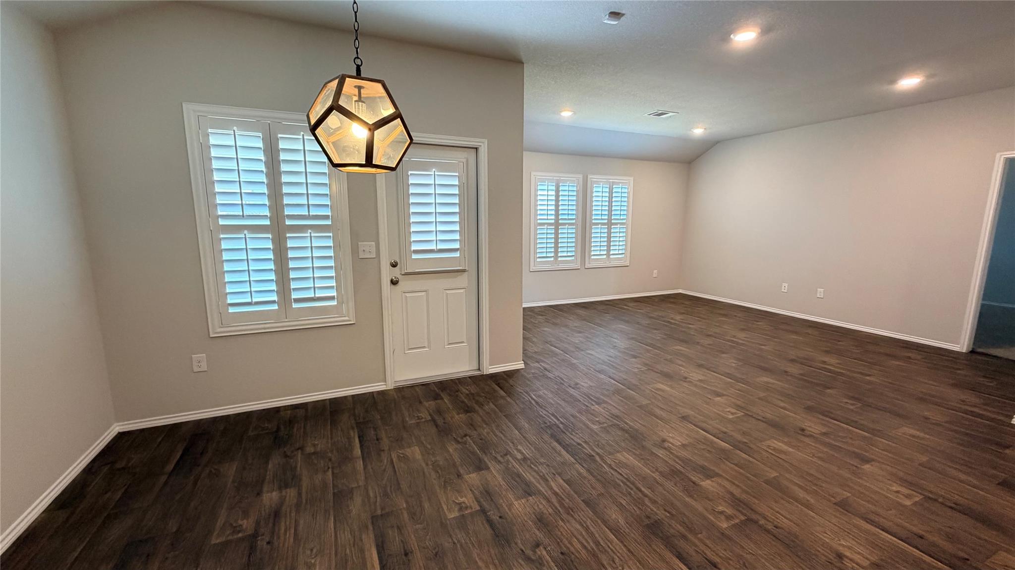 15113 Upland Willow Rd Property Photo 2