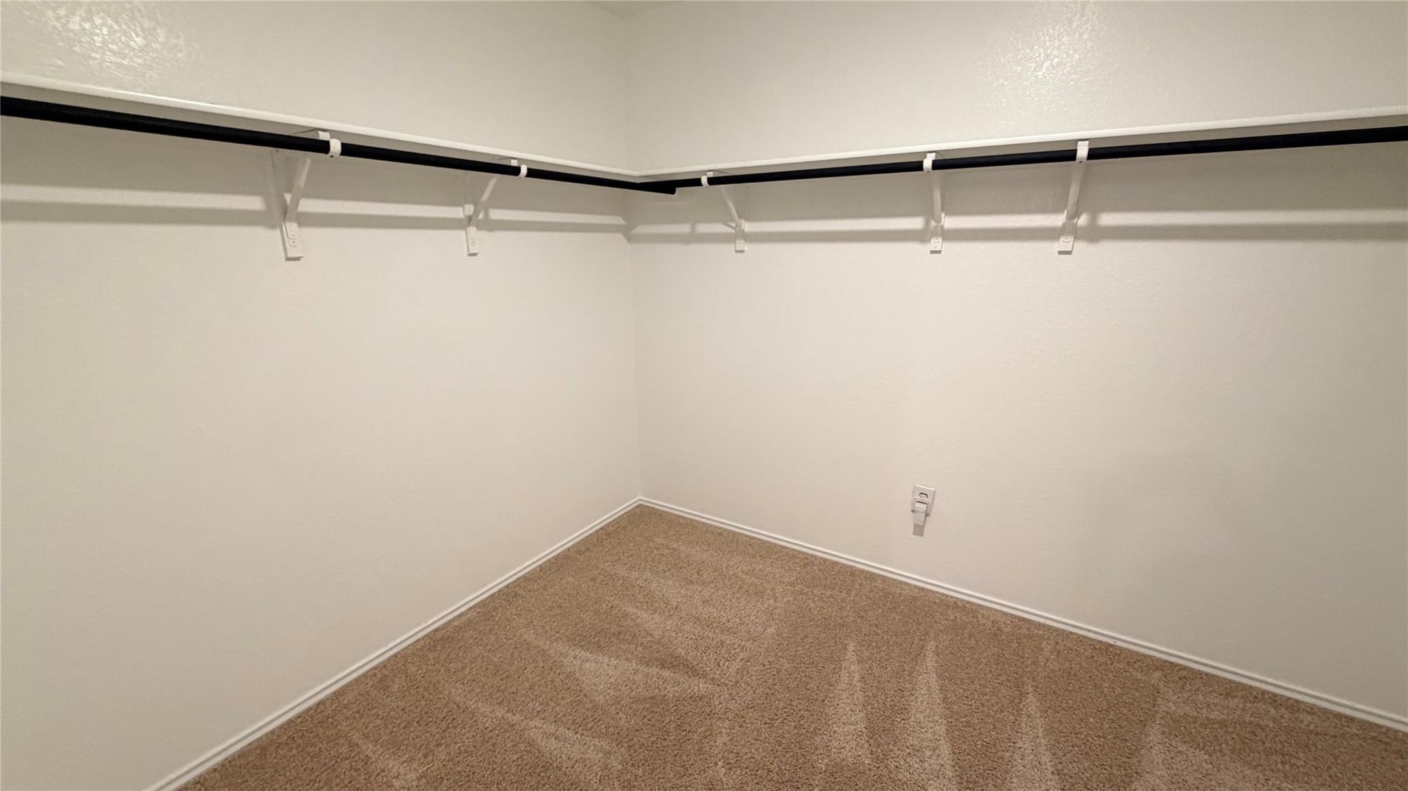 15113 Upland Willow Rd Property Photo 7