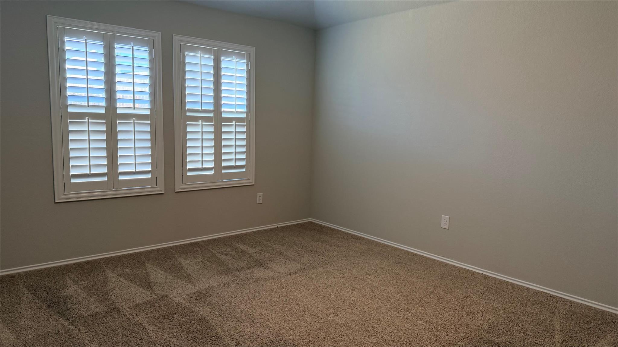 15113 Upland Willow Rd Property Photo 9