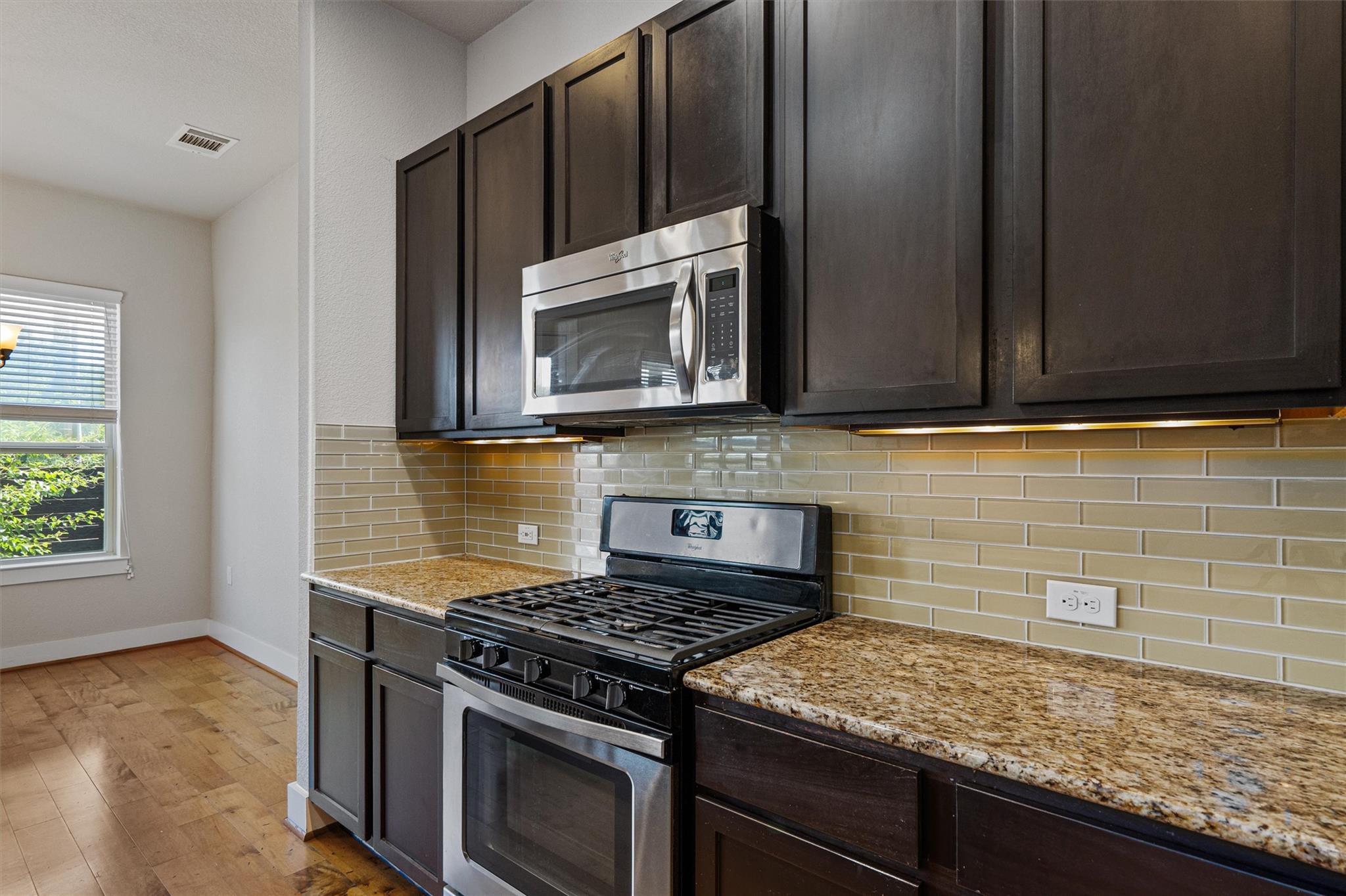 9301 Cardinals Nest Ln Property Photo 15