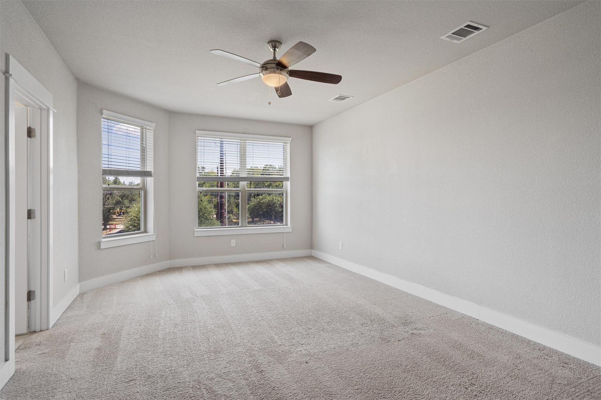 9301 Cardinals Nest Ln Property Photo 17