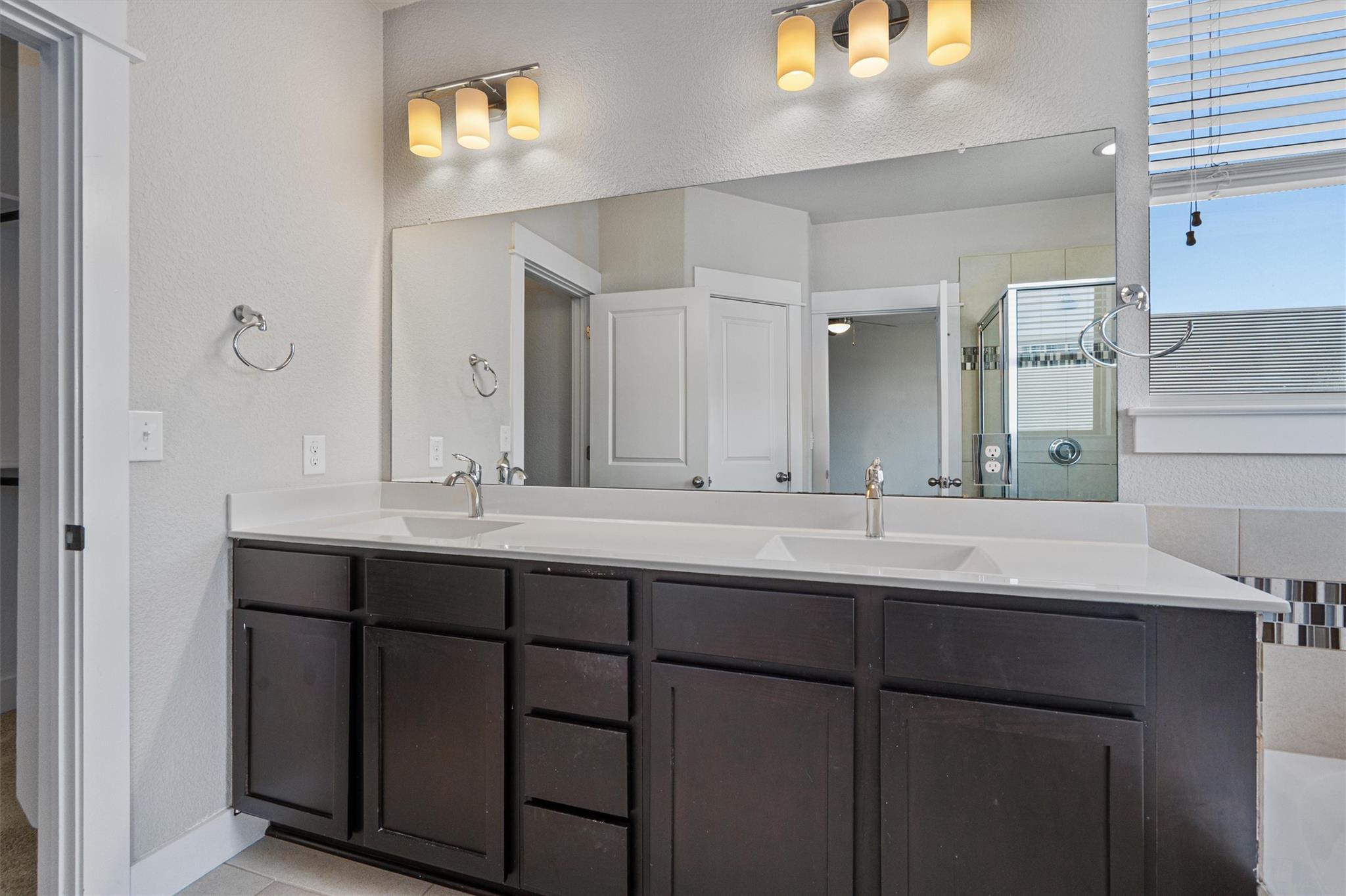 9301 Cardinals Nest Ln Property Photo 19