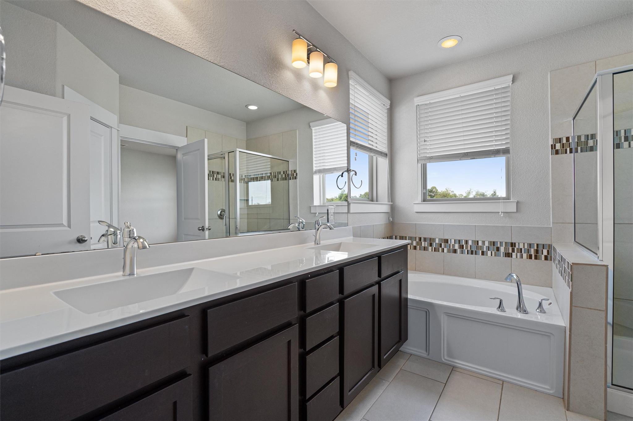 9301 Cardinals Nest Ln Property Photo 20