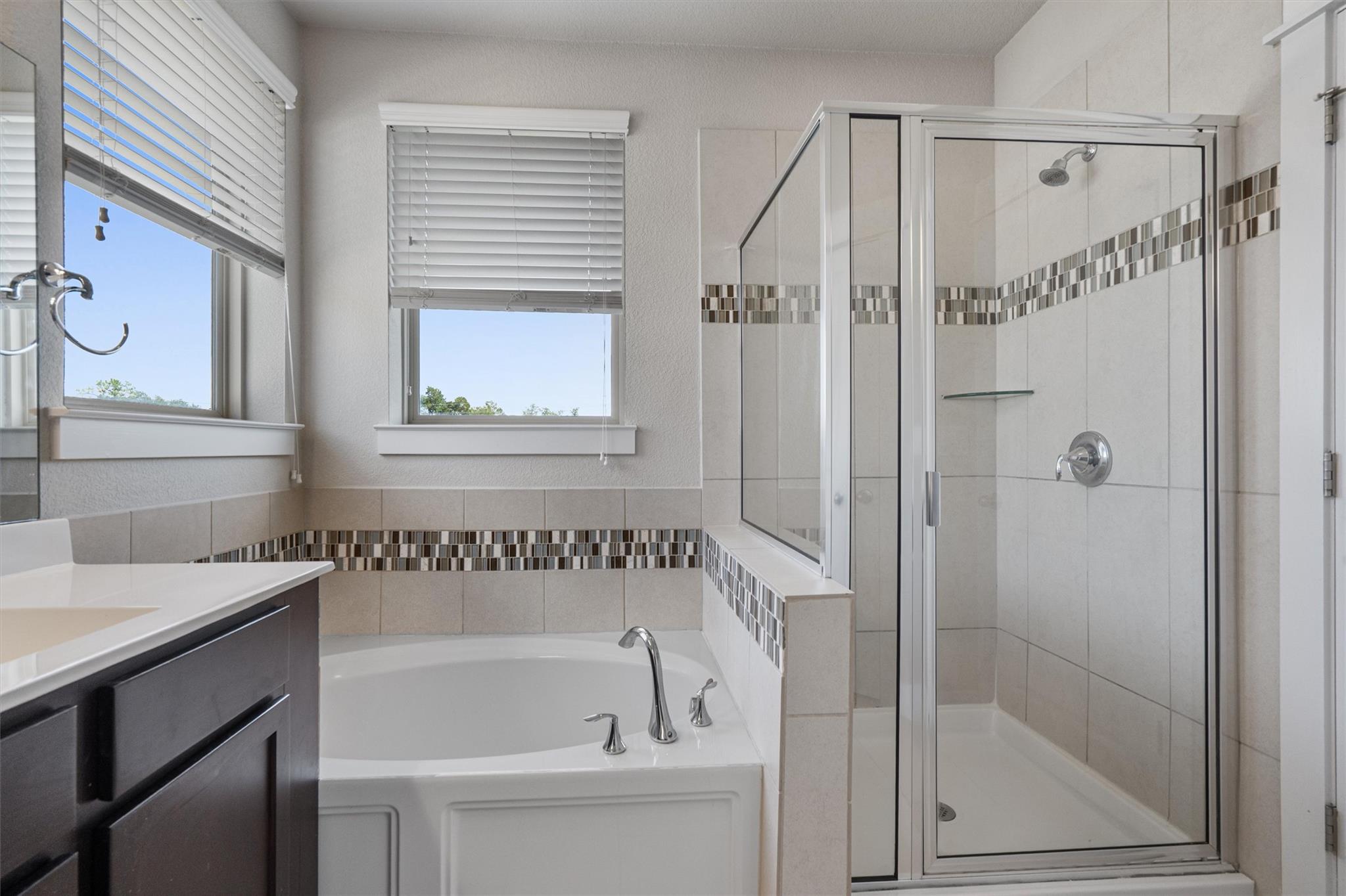 9301 Cardinals Nest Ln Property Photo 21