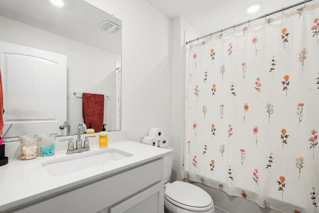 151 Galanthus Ct Property Photo 16