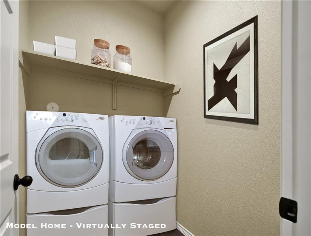 265 Joanne Loop #b Property Photo 11