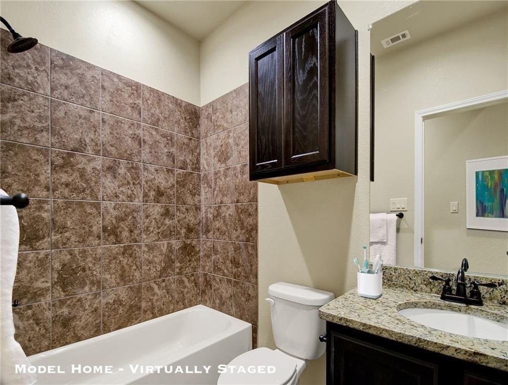 265 Joanne Loop #b Property Photo 13