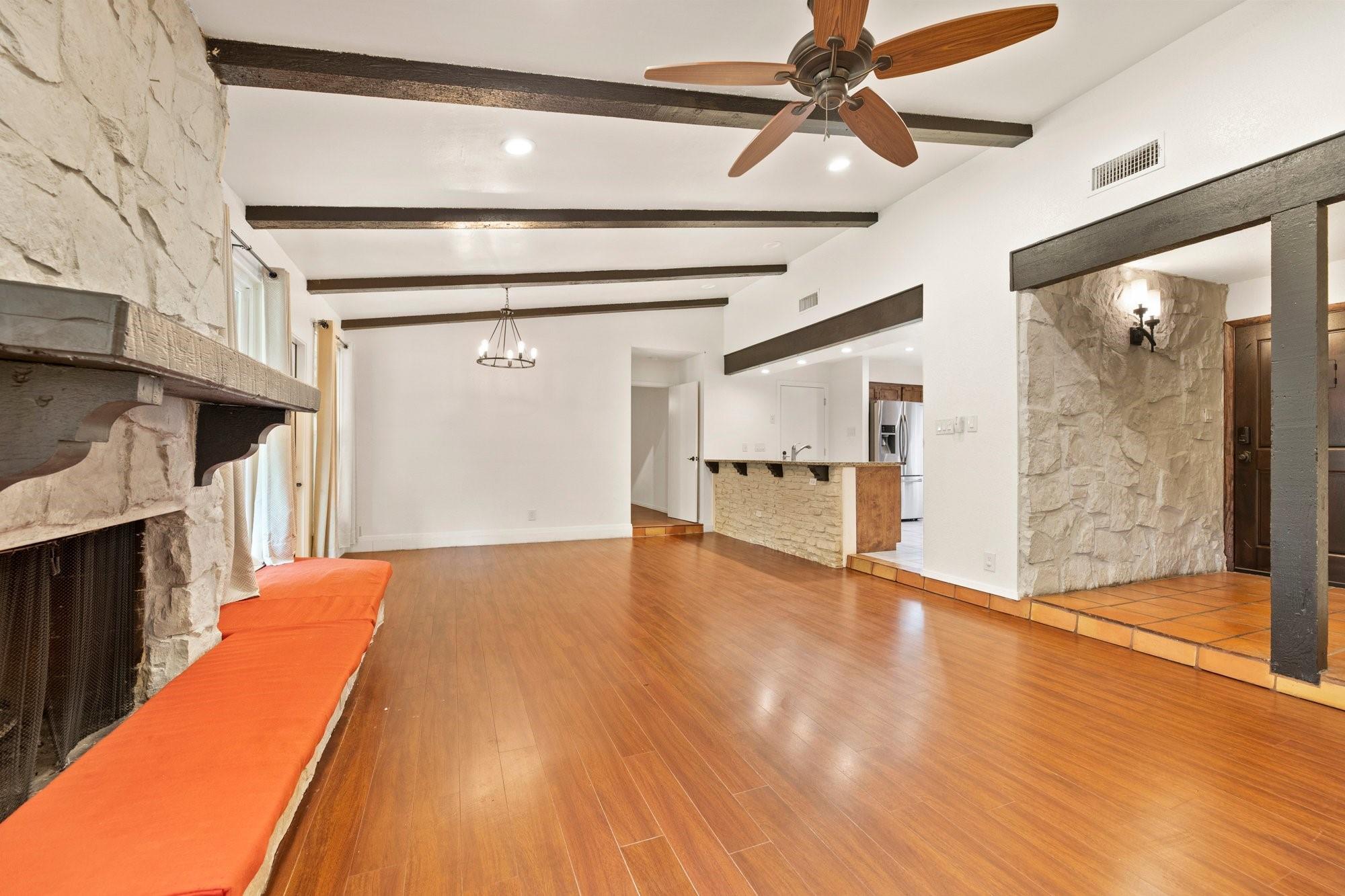 7496509 Property Photo 4