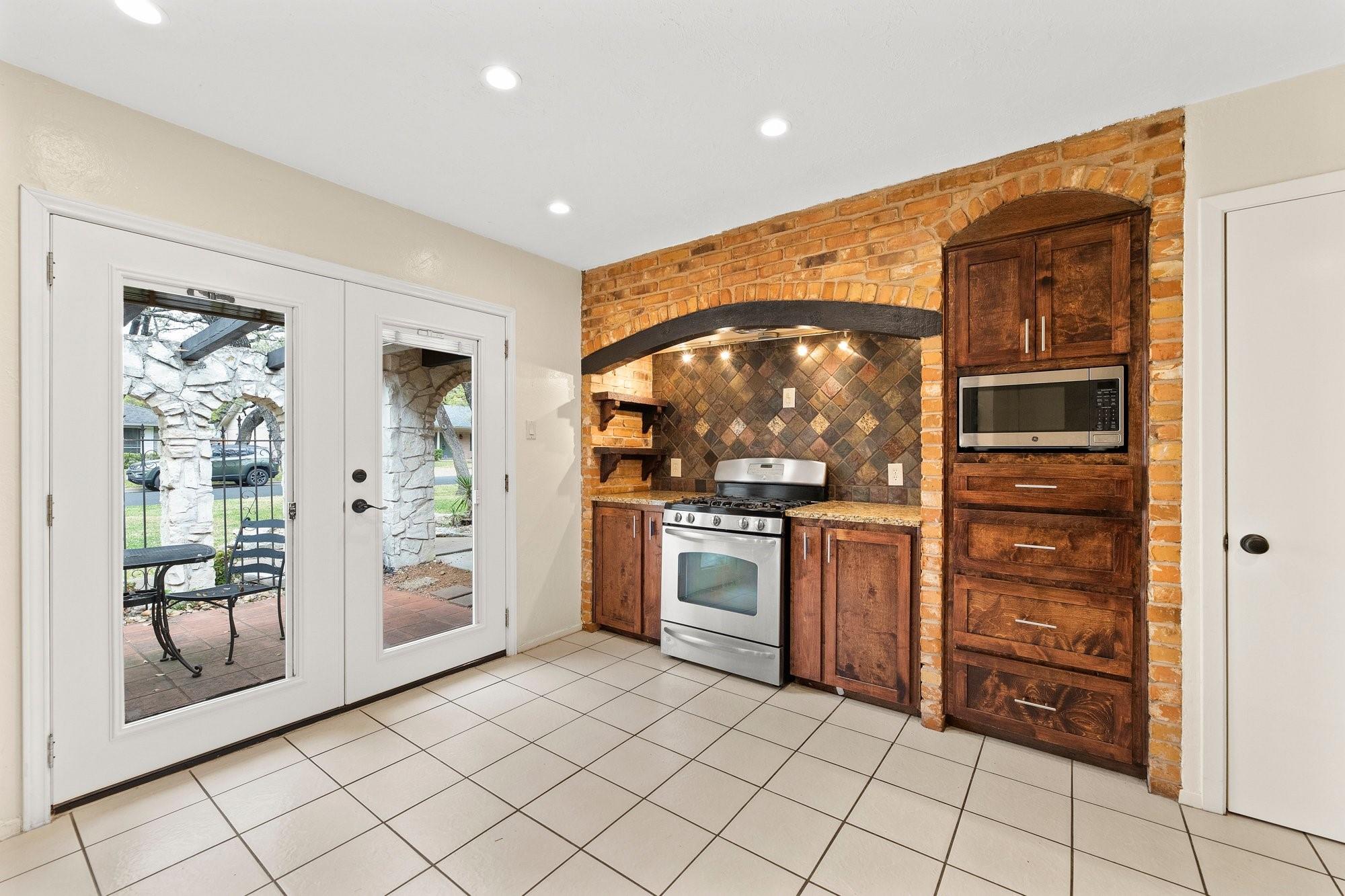 7496509 Property Photo 7