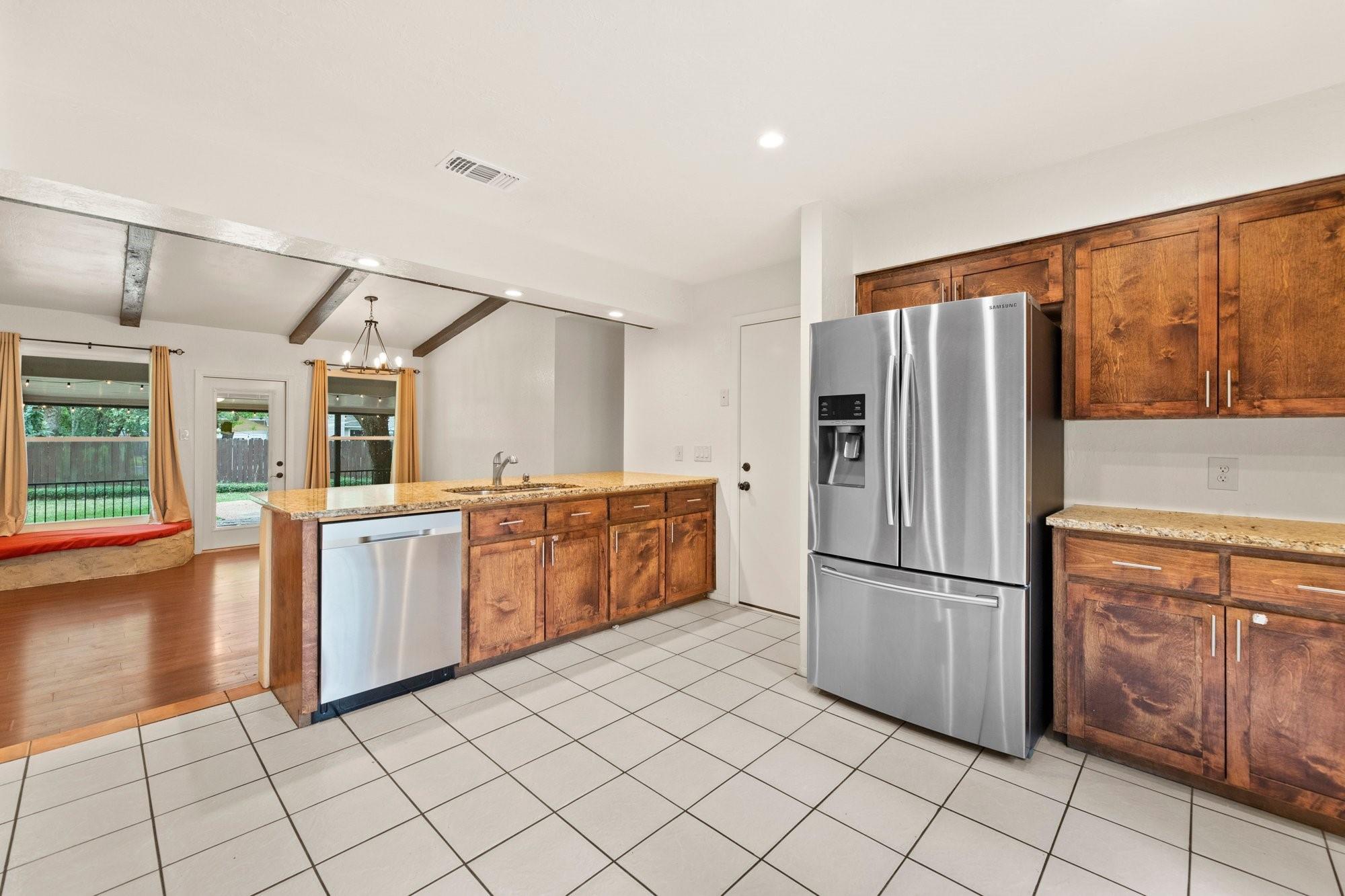 7496509 Property Photo 8
