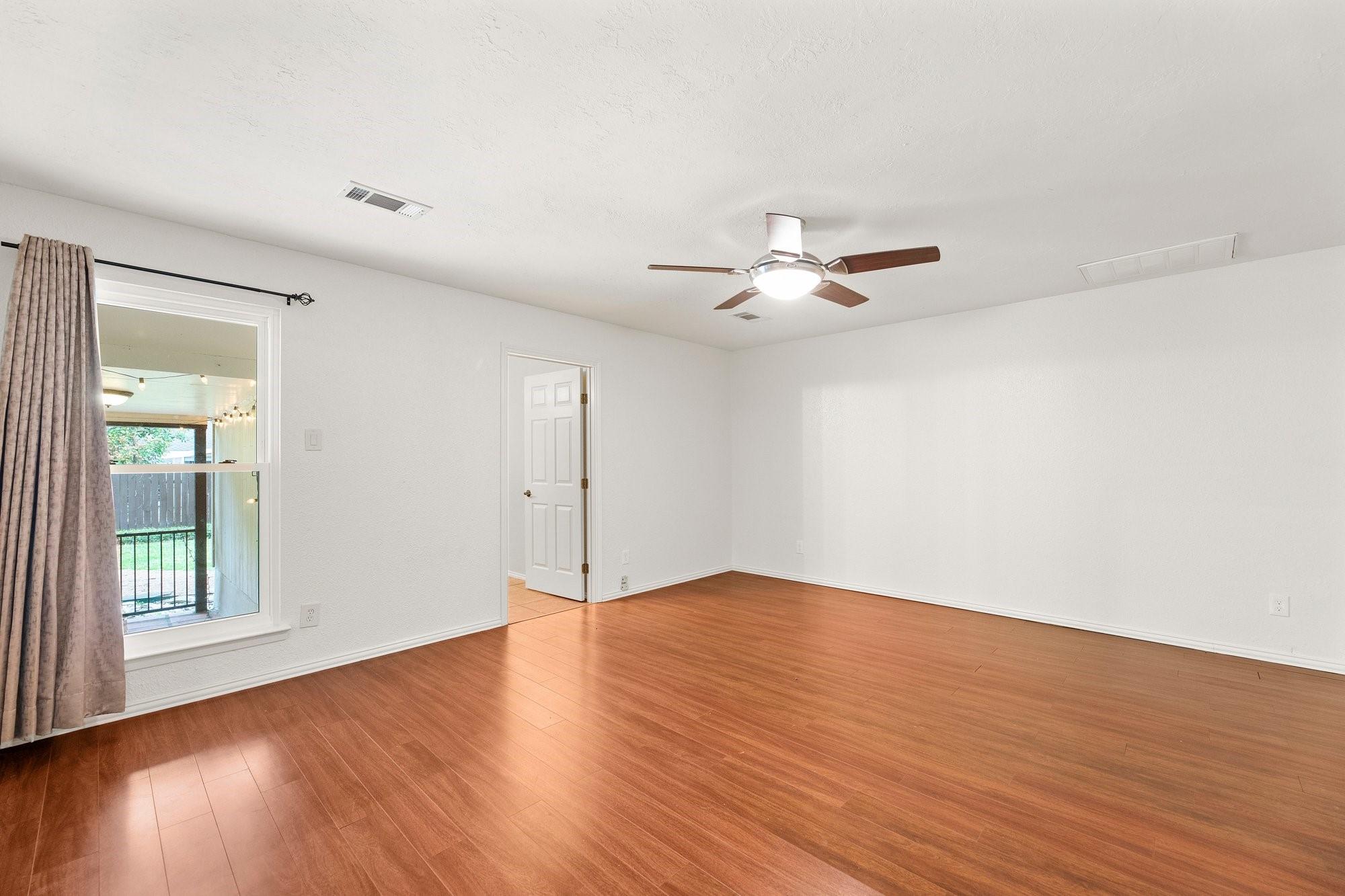 7496509 Property Photo 10