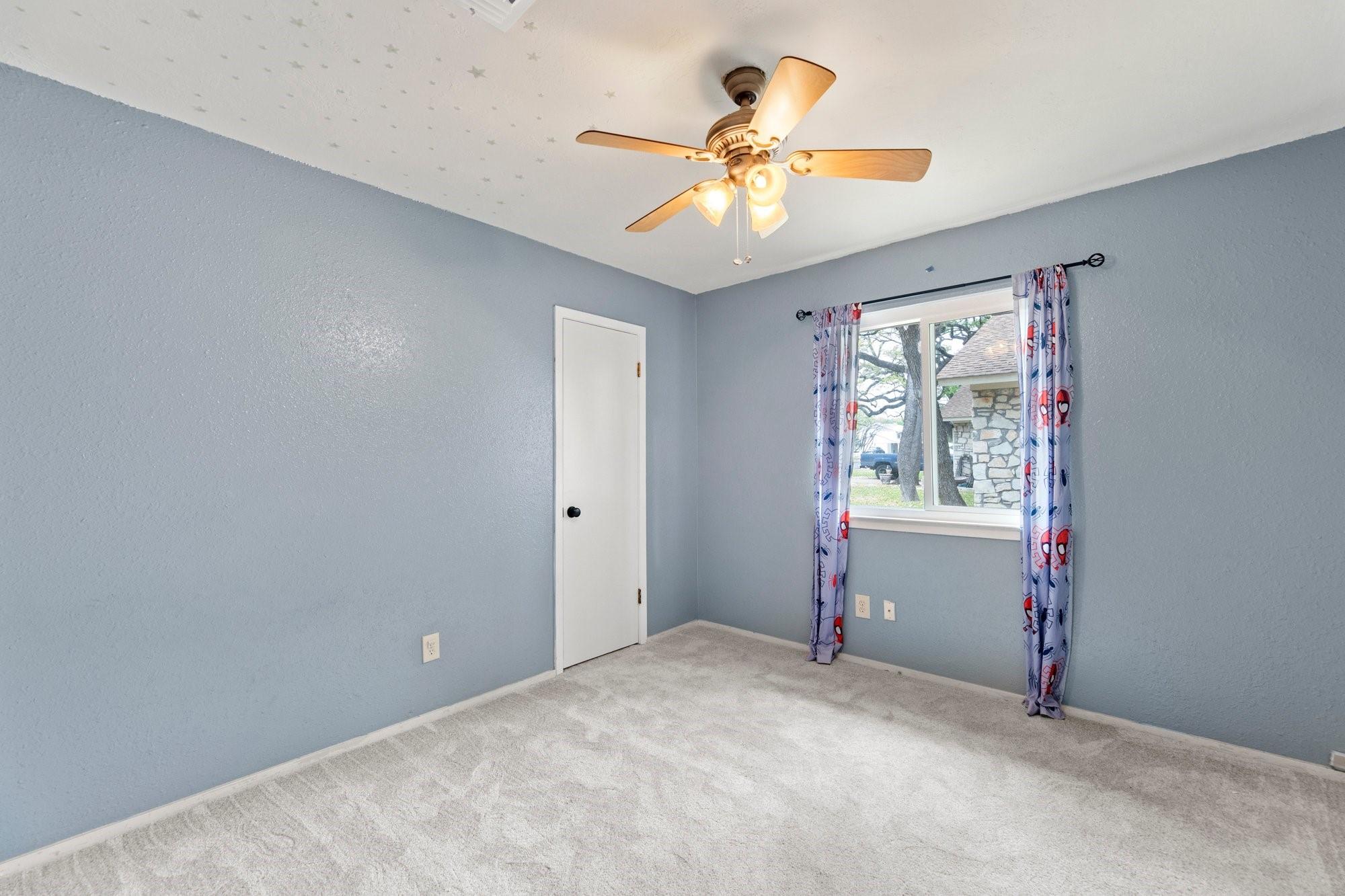 7496509 Property Photo 15