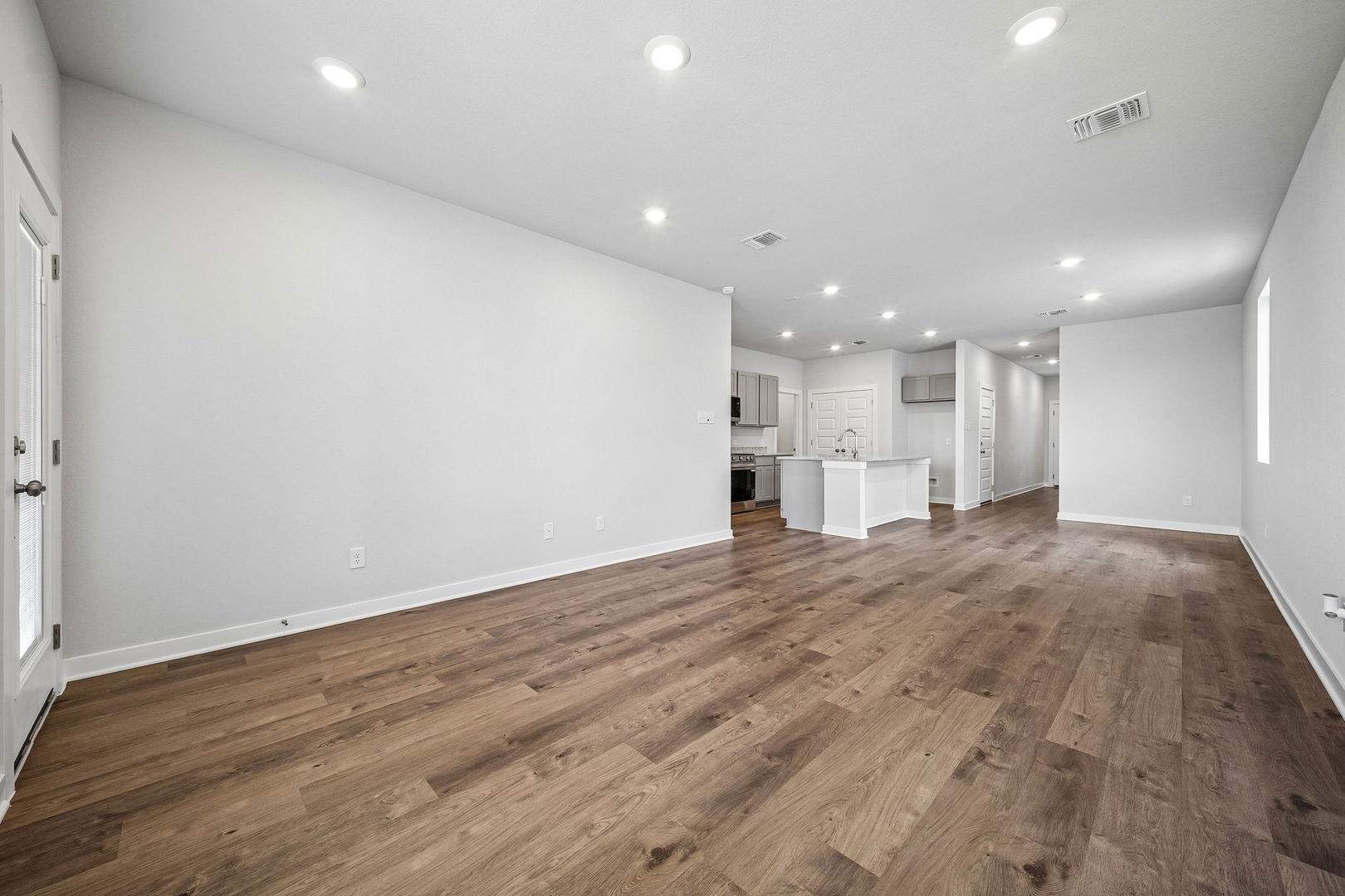 249 Firefox Way Property Photo 7
