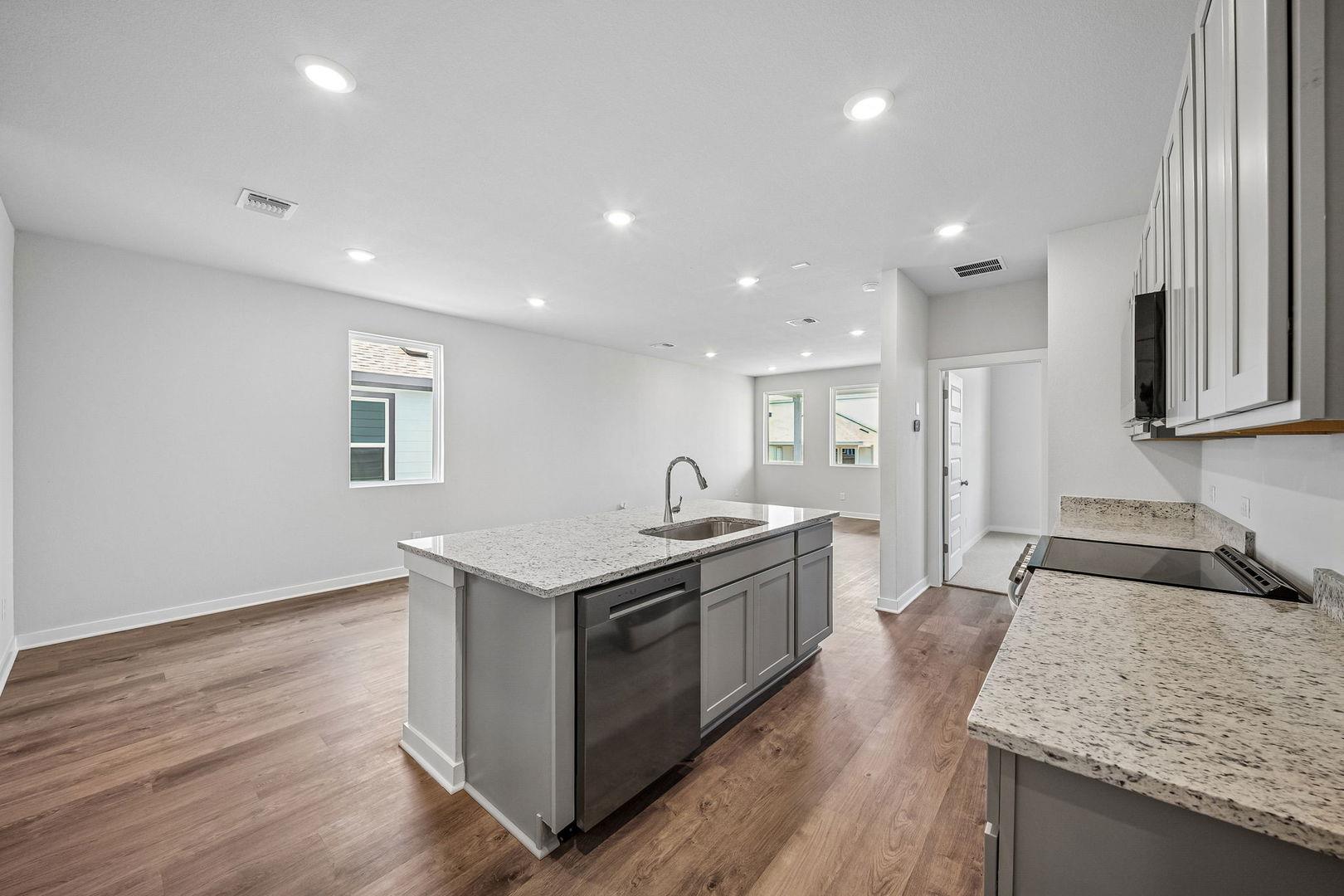 249 Firefox Way Property Photo 12