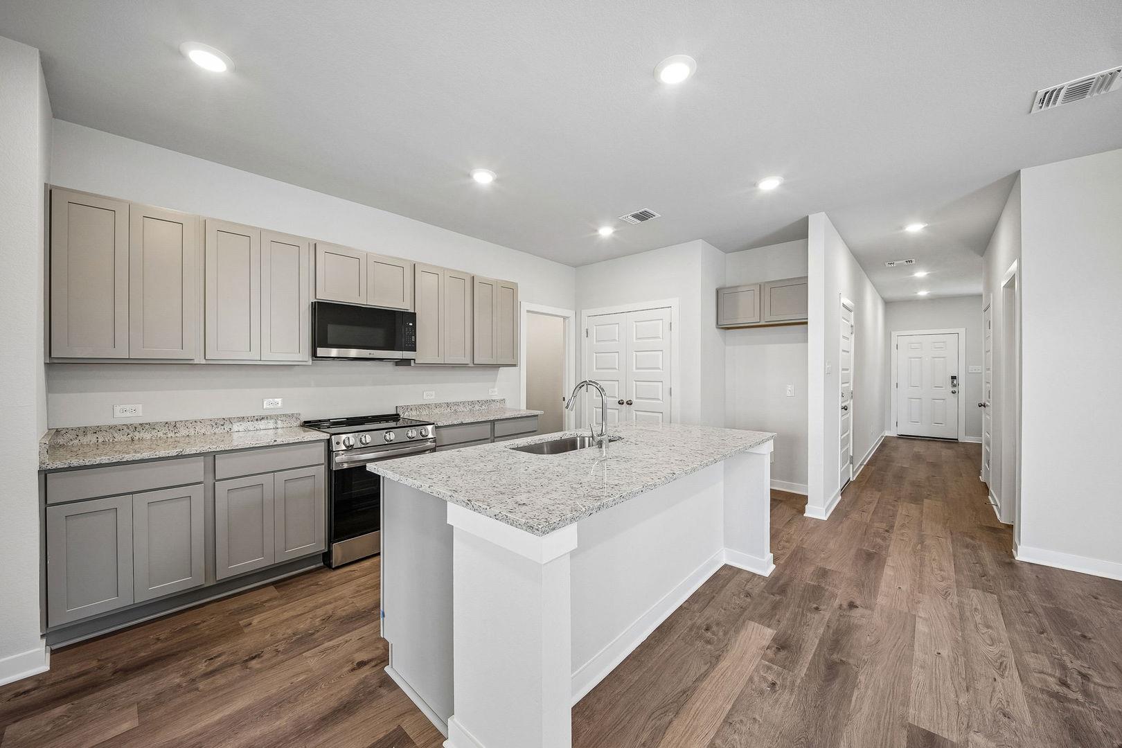 249 Firefox Way Property Photo 14