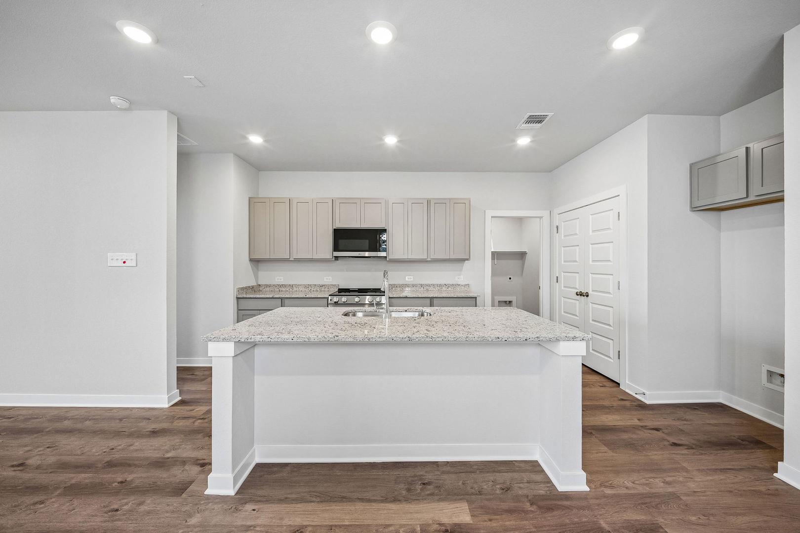 249 Firefox Way Property Photo 15