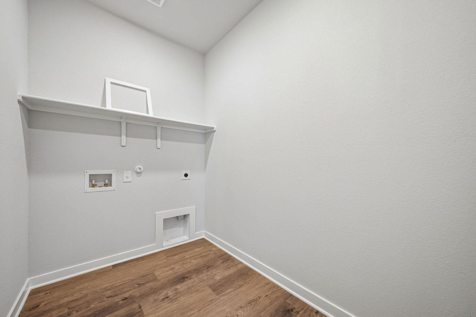 249 Firefox Way Property Photo 18
