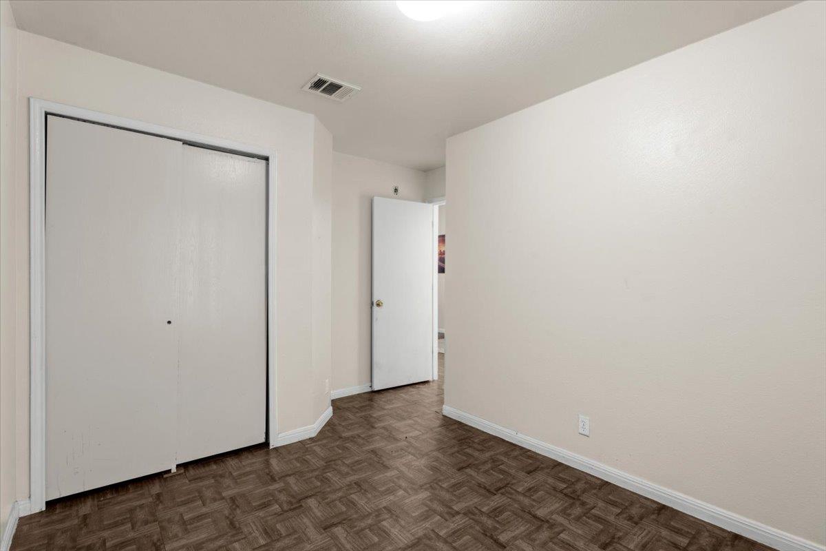281 Leonardo St Property Photo 16