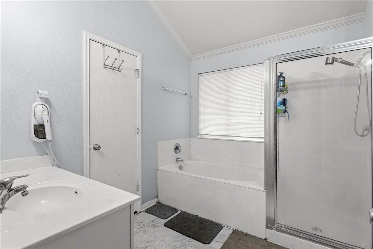 281 Leonardo St Property Photo 25