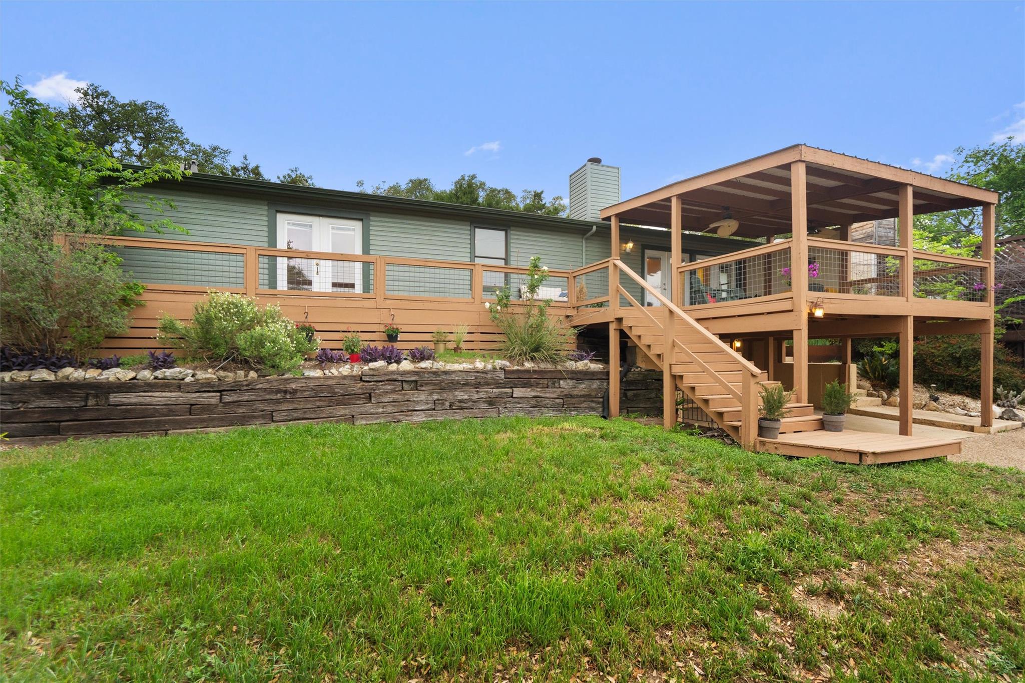 4004 Highland Dr Property Photo 4