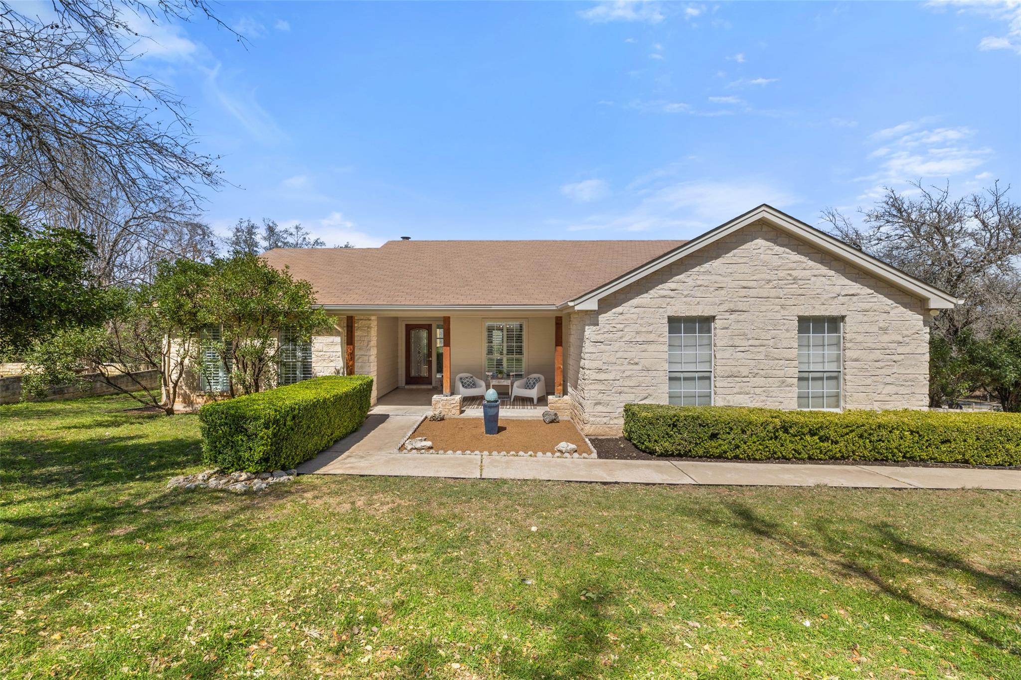 22402 Briarview Dr Property Photo
