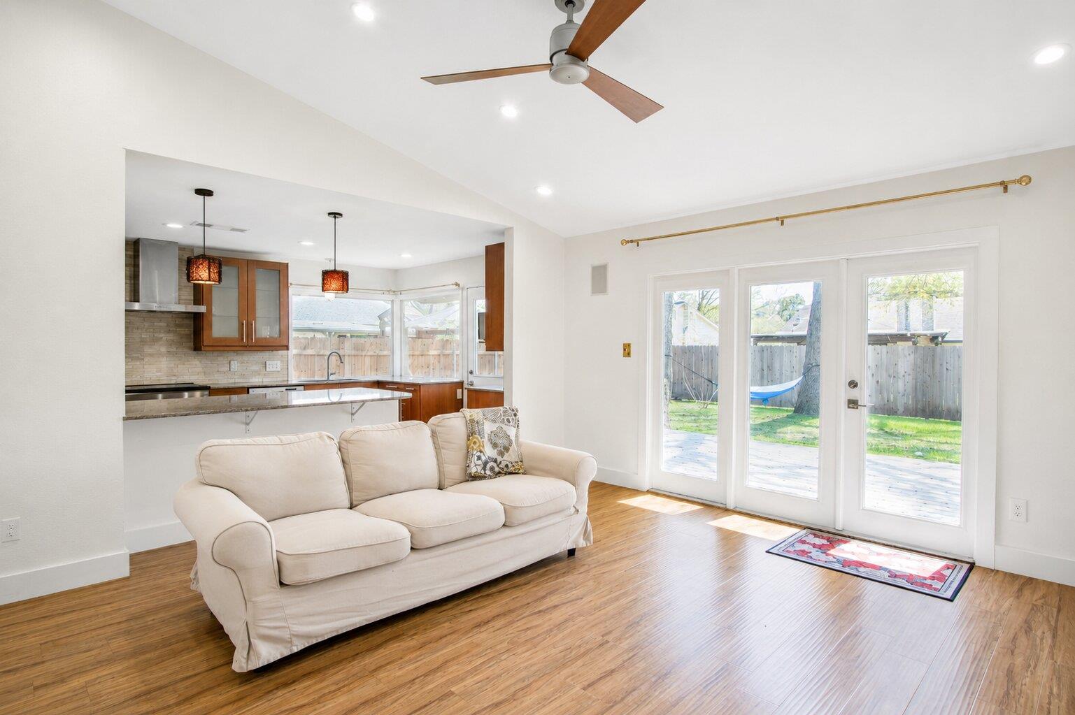 505 Chihuahua Trl Property Photo 4