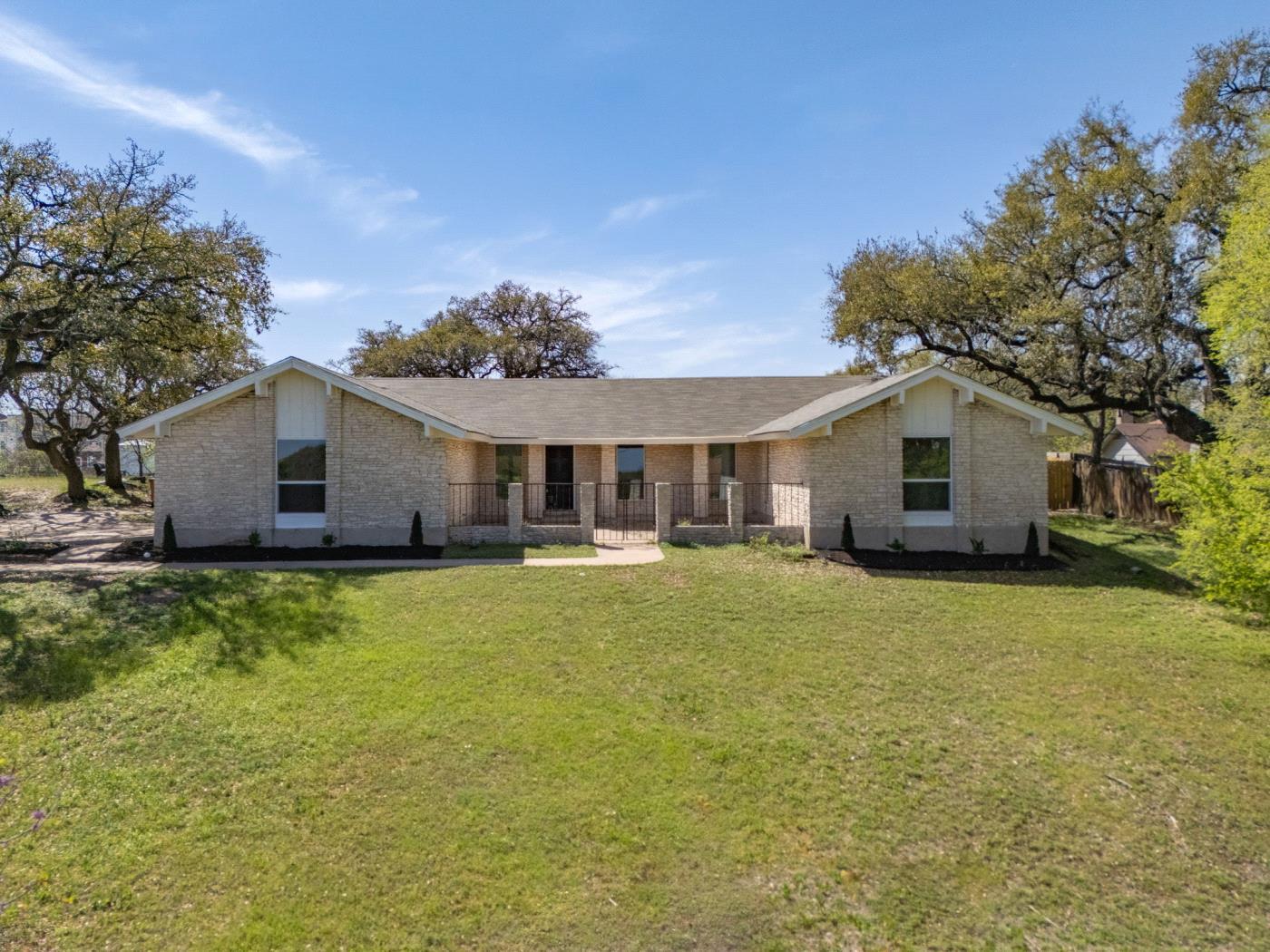 1403 E Applegate Dr Property Photo