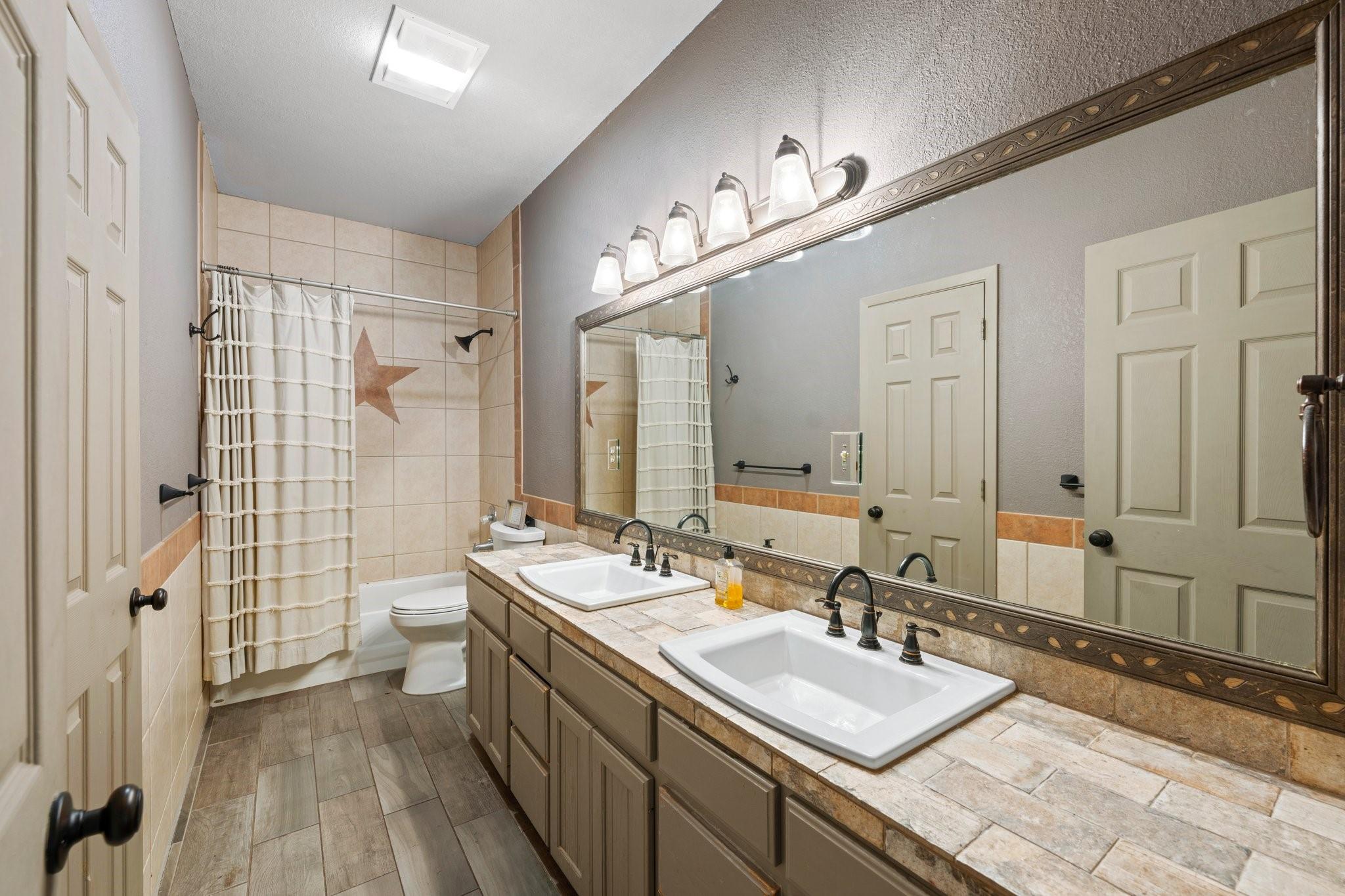 2054 Ranch Road 1320 Property Photo 12